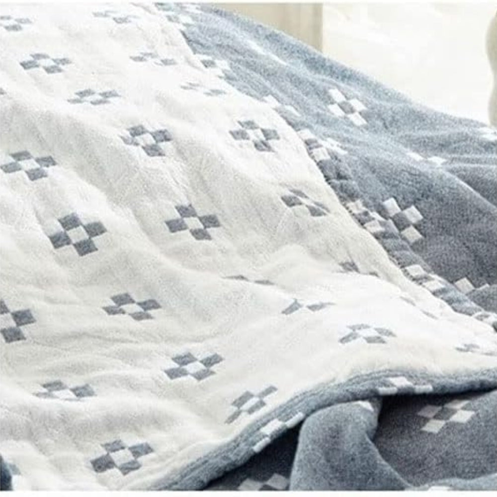 Cotton Throw with Geometric Diamond Dot Design
