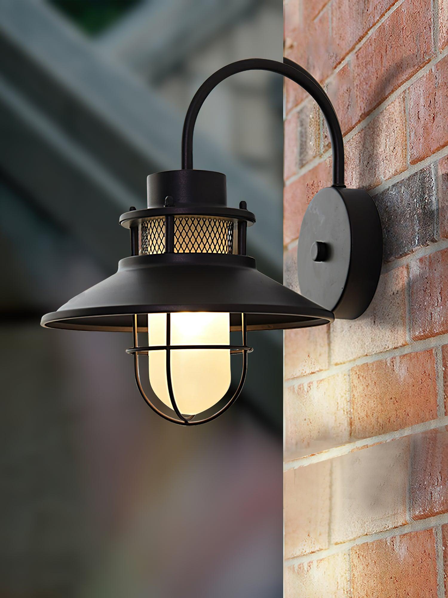 Kettle Shape Outdoor Wall Fixture | Classic Wall Light