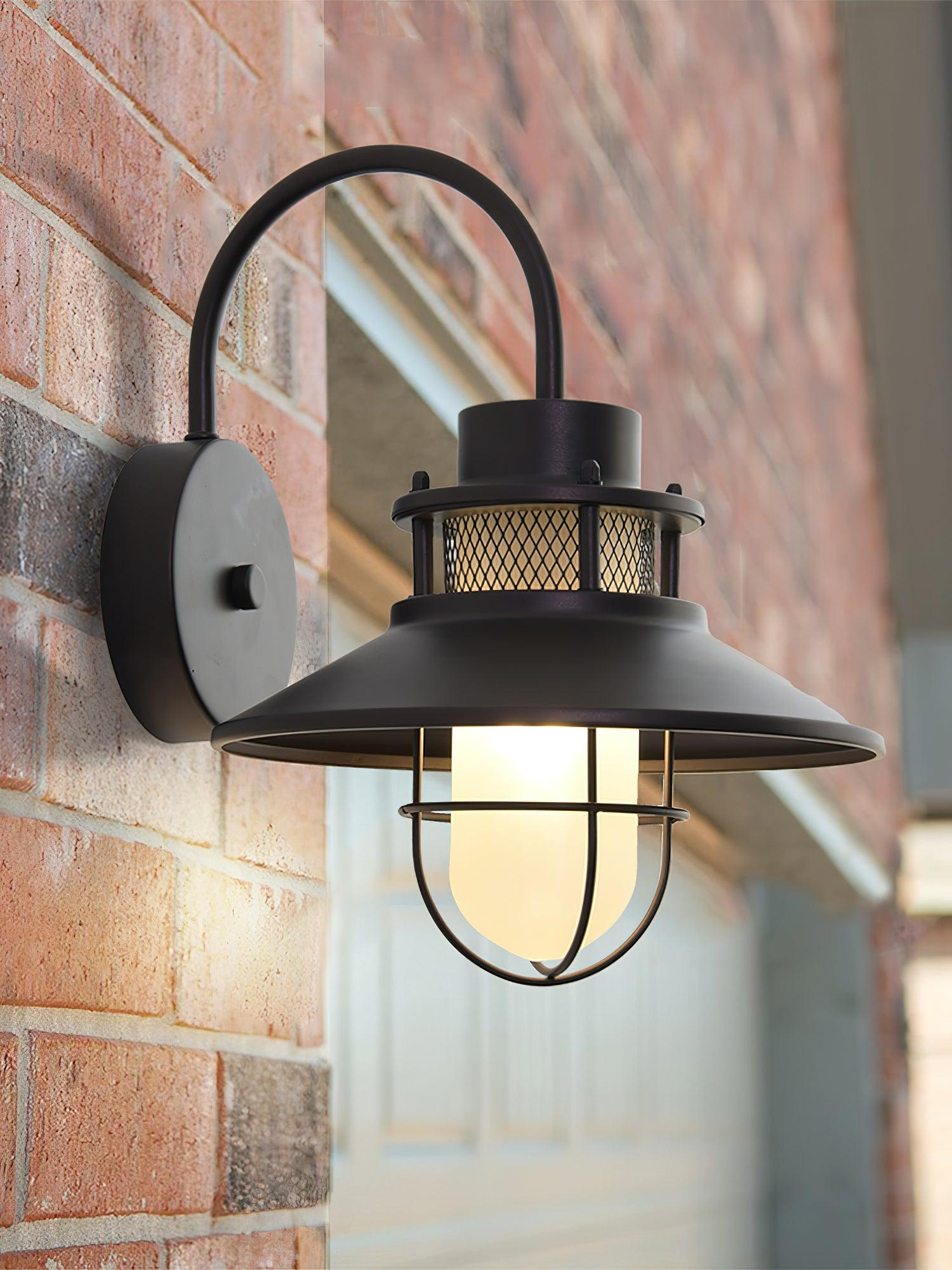 Kettle Shape Outdoor Wall Fixture | Classic Wall Light