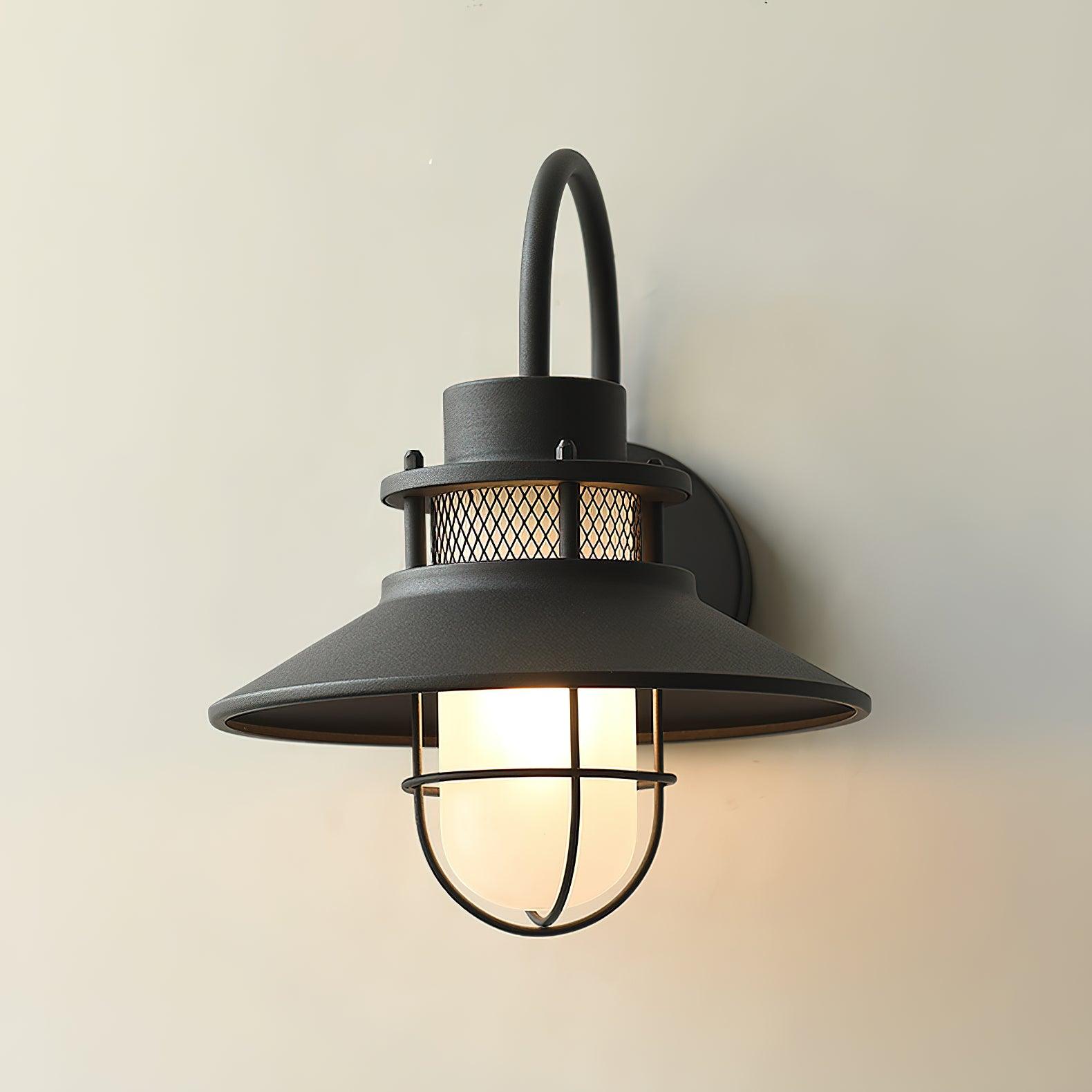 Kettle Shape Outdoor Wall Fixture | Classic Wall Light