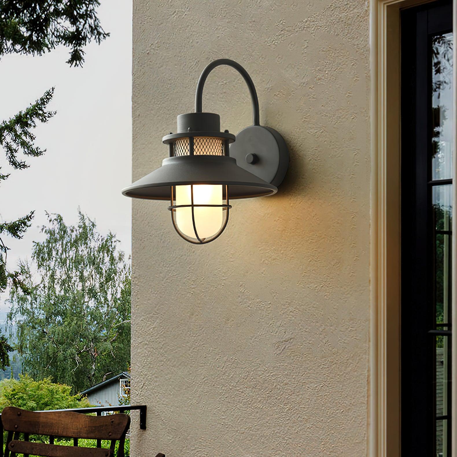 Kettle Shape Outdoor Wall Fixture | Classic Wall Light
