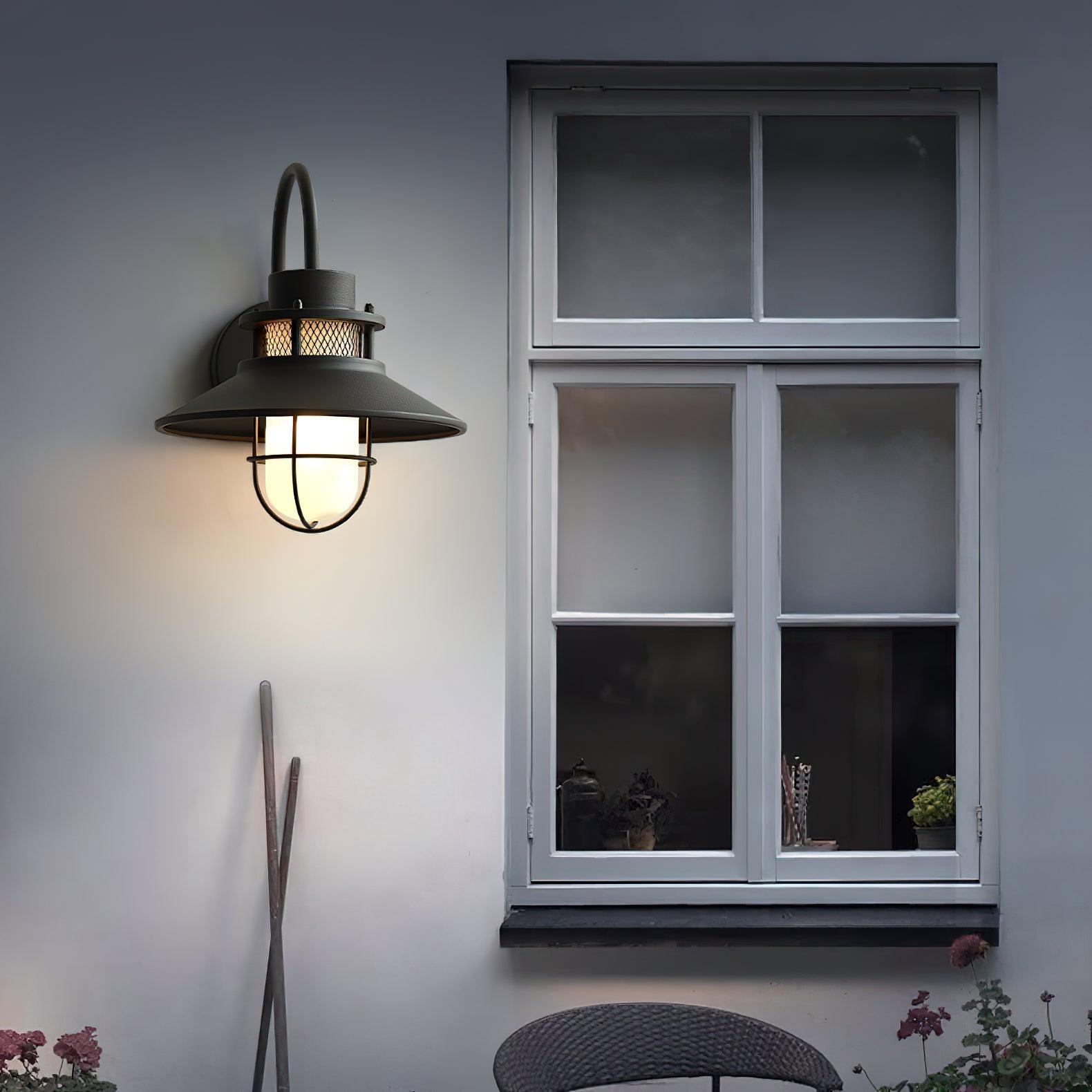 Kettle Shape Outdoor Wall Fixture | Classic Wall Light
