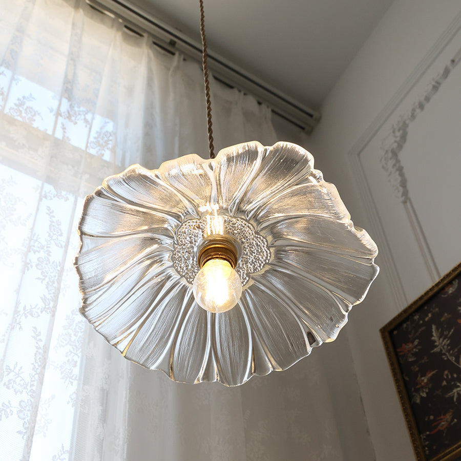Flower-Shaped Pendant Light – Clear Glass Petals with Retro Brass Details