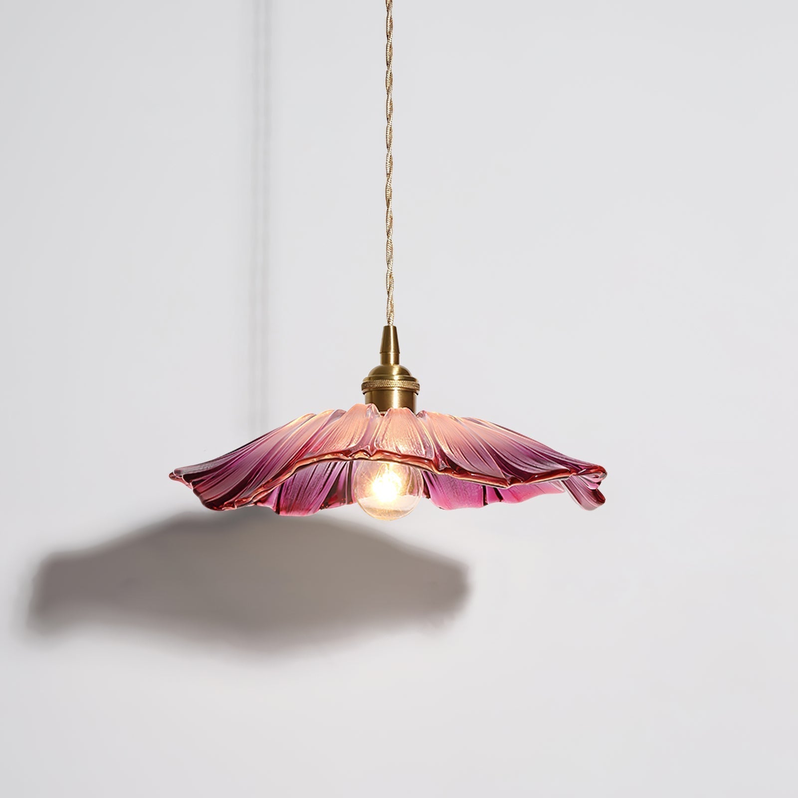 Flower-Shaped Pendant Light – Clear Glass Petals with Retro Brass Details