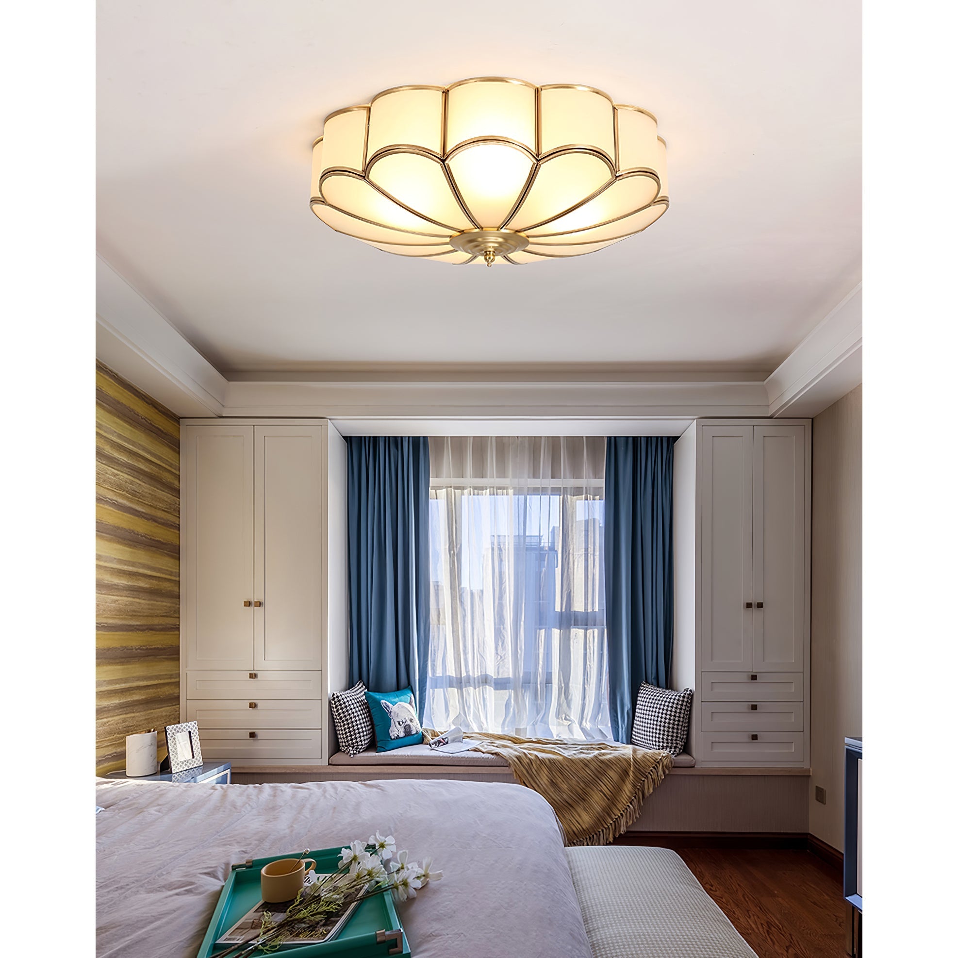 Flower Shape Glass Ceiling Lamp – Decorative Flush Mount Light Fixture
