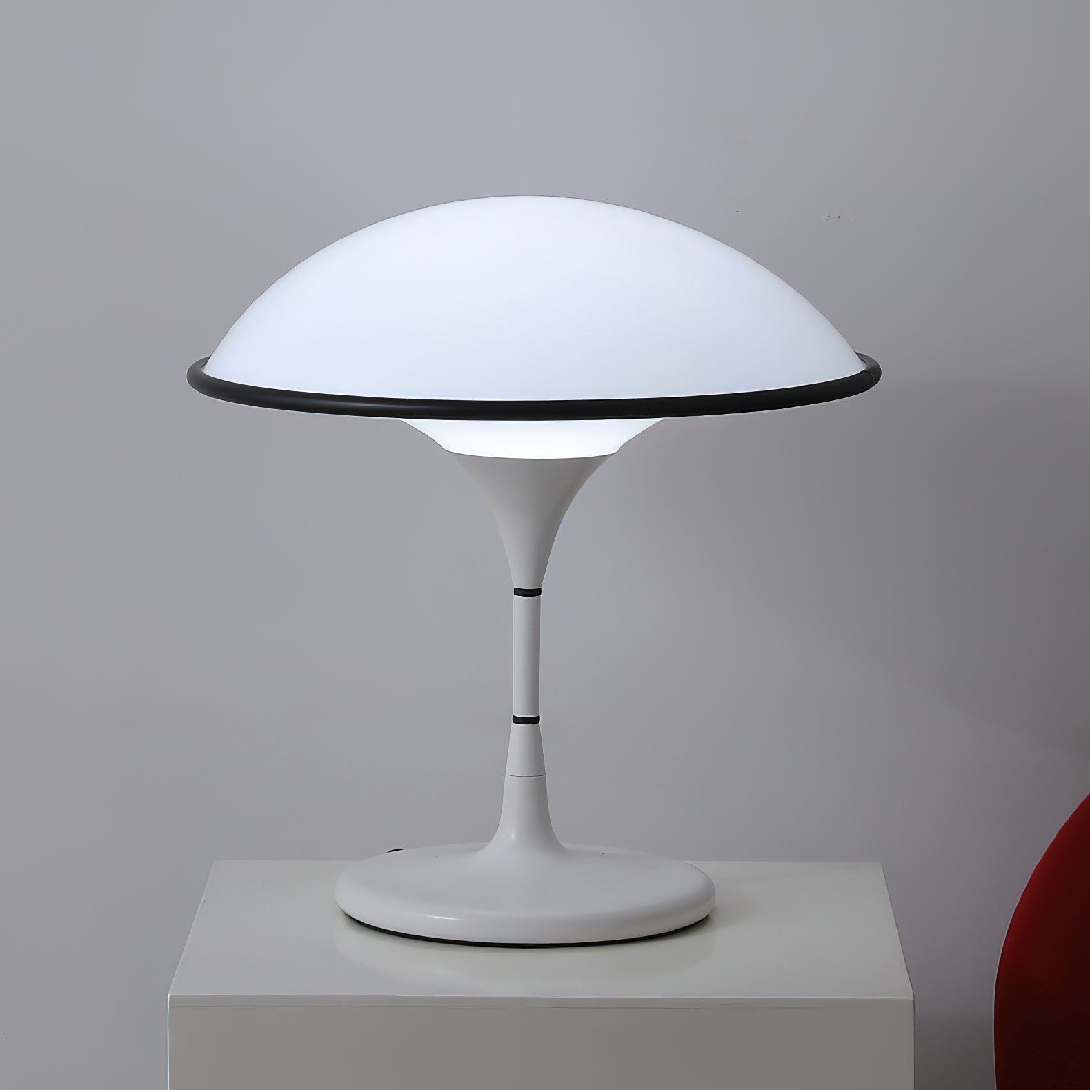 Futuristic Flying Saucer Lamp