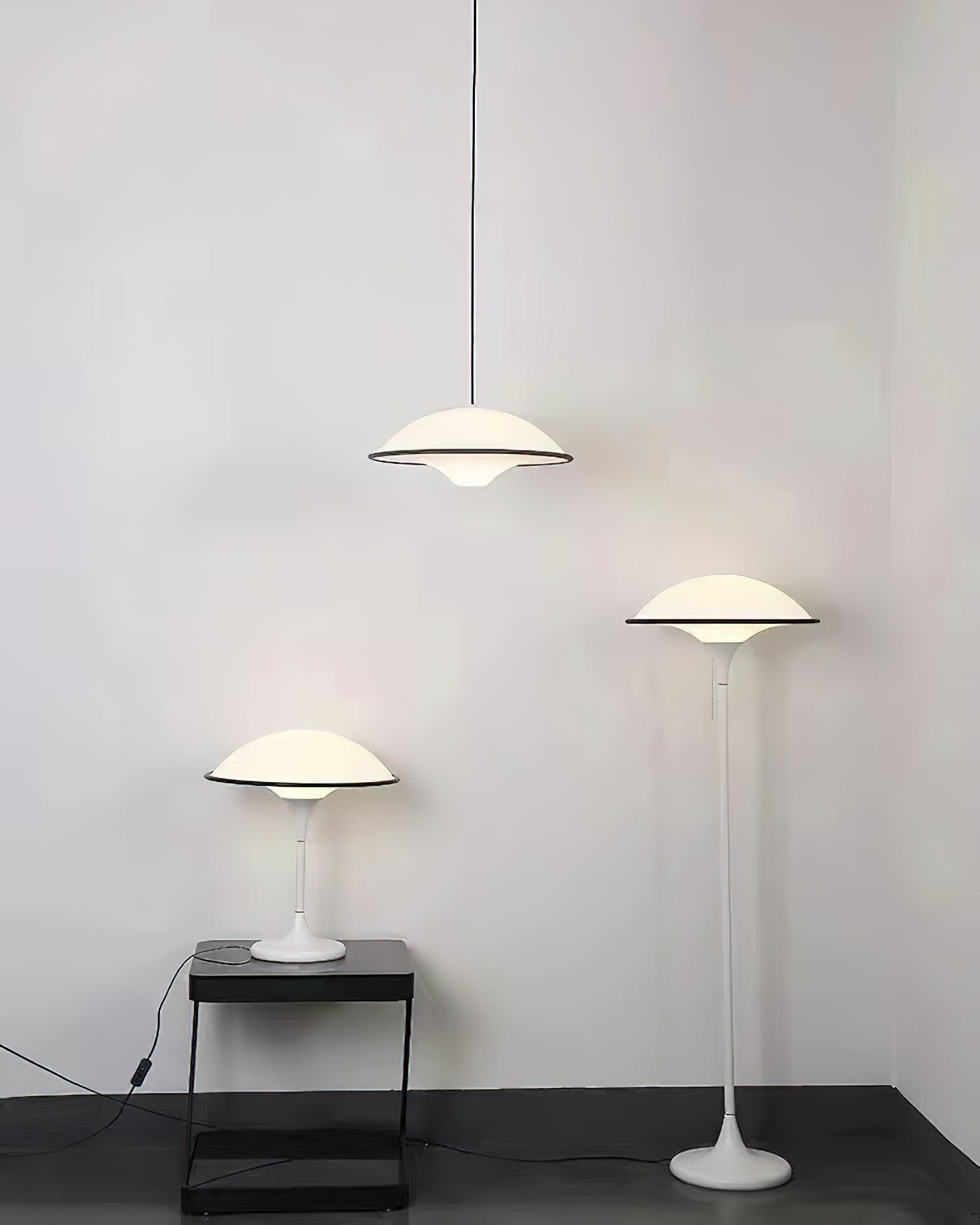 Futuristic Flying Saucer Lamp