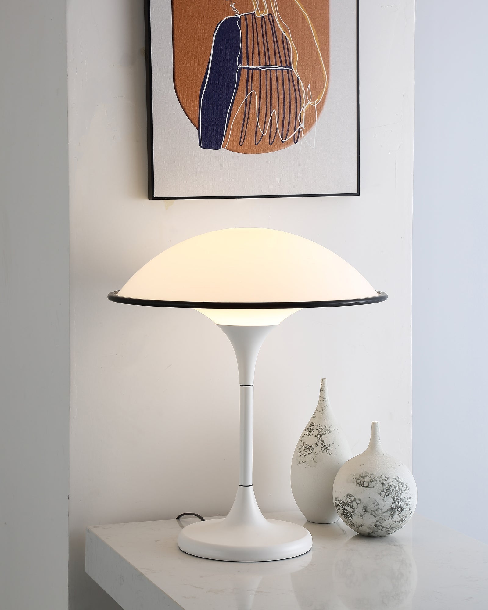 Futuristic Flying Saucer Lamp