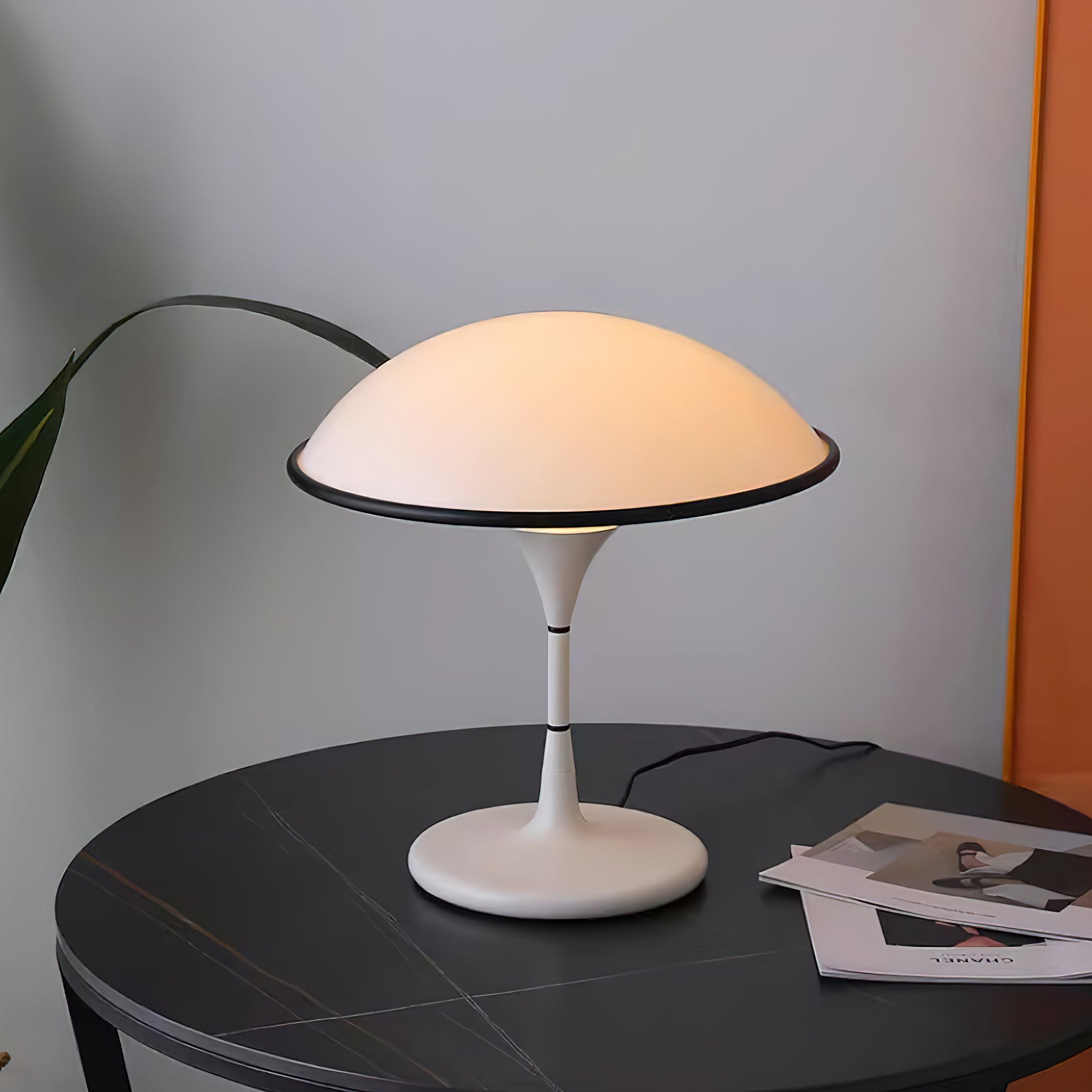 Futuristic Flying Saucer Lamp