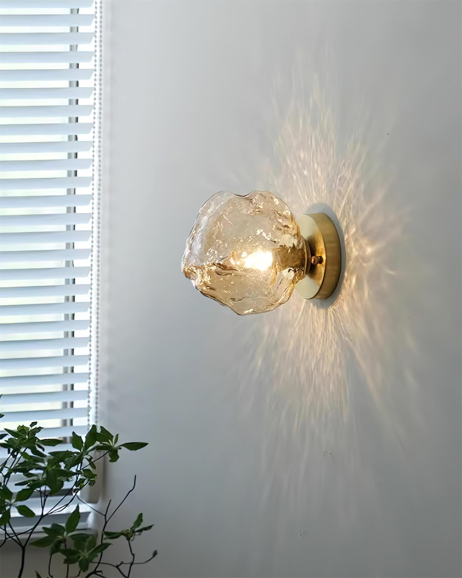 Textured Amber Glass Wall Lamp – Warm Ambient Lighting