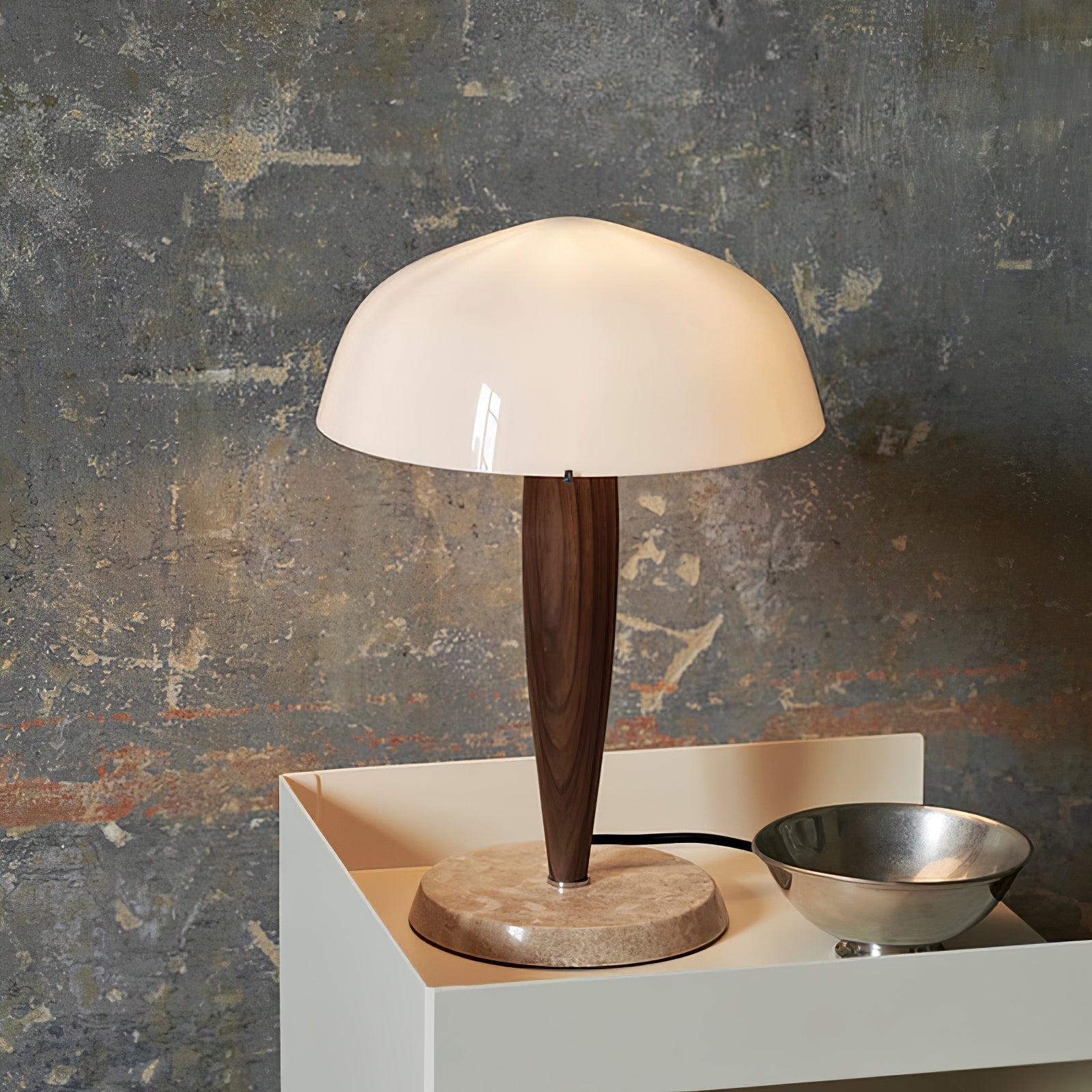Minimalist Mid-Century Nightstand Lamp
