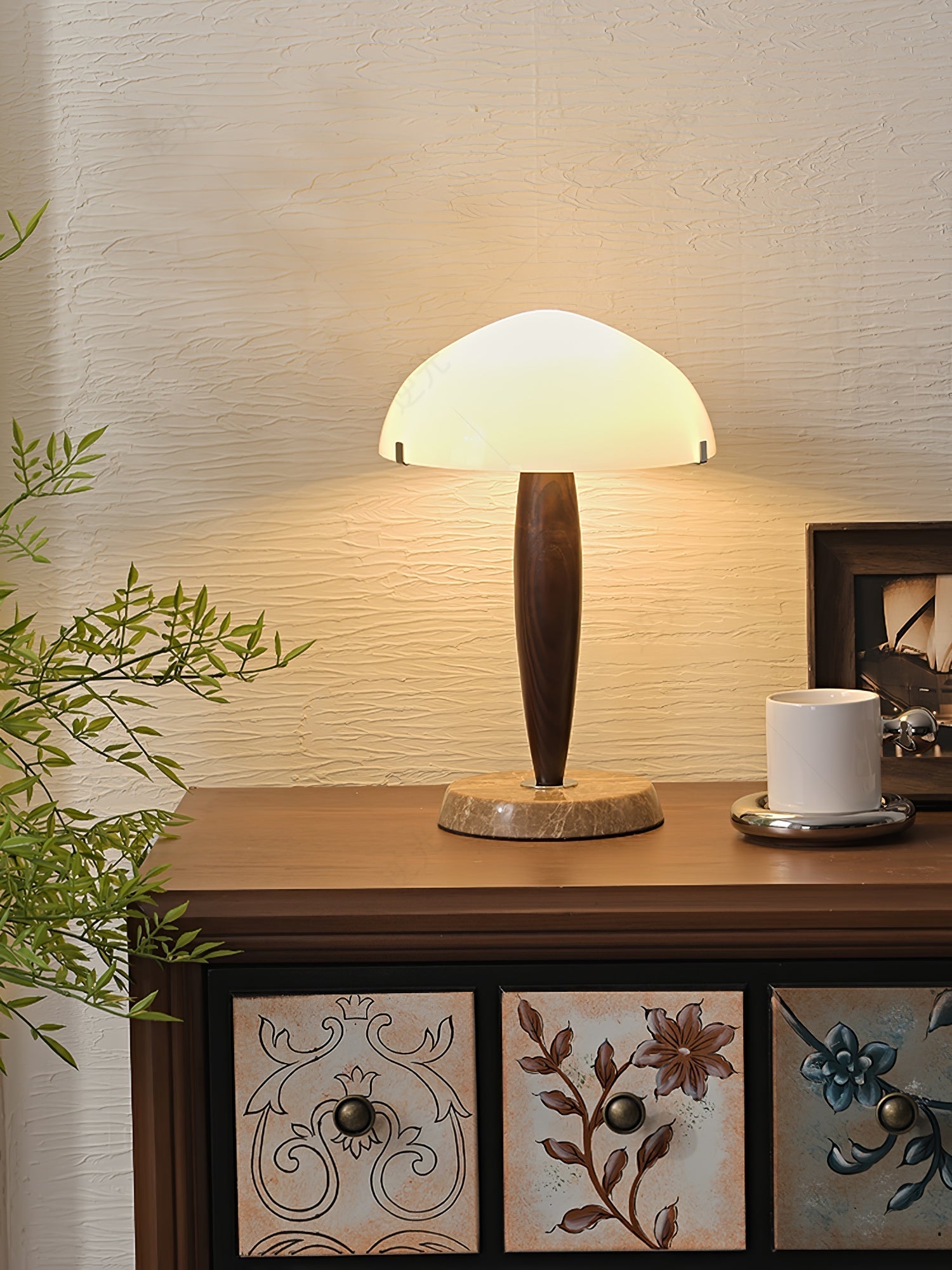 Minimalist Mid-Century Nightstand Lamp