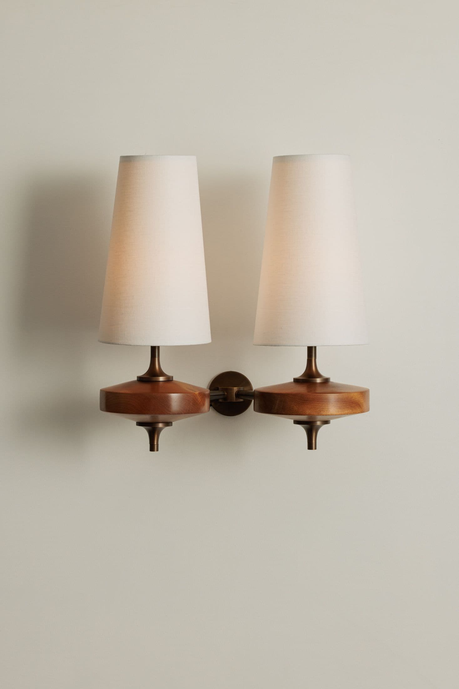 Timber Body Wall Sconce with Fabric Diffuser – Modern Wall Lighting