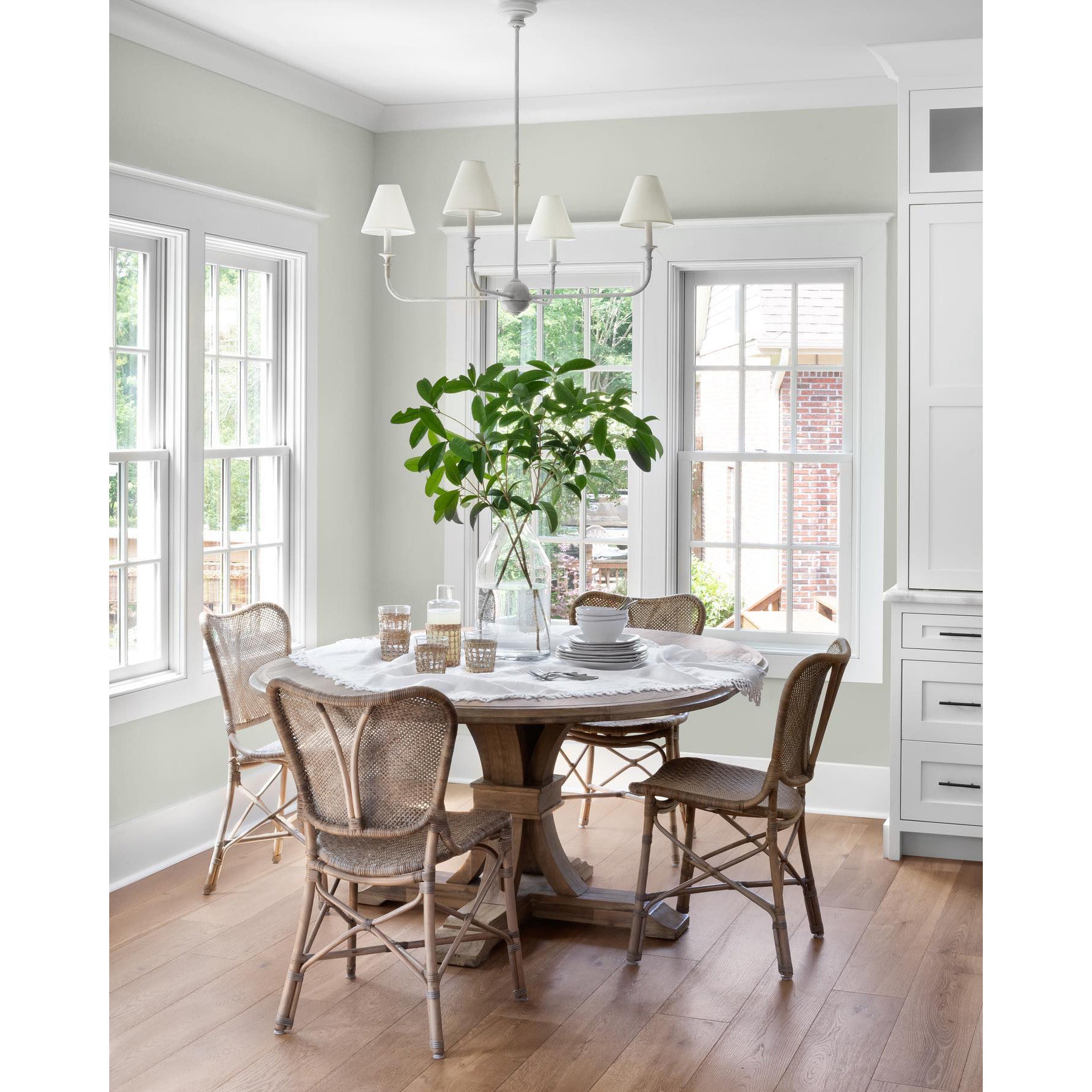 Classic Fabric Shade Chandelier – Timeless Pendant Light
