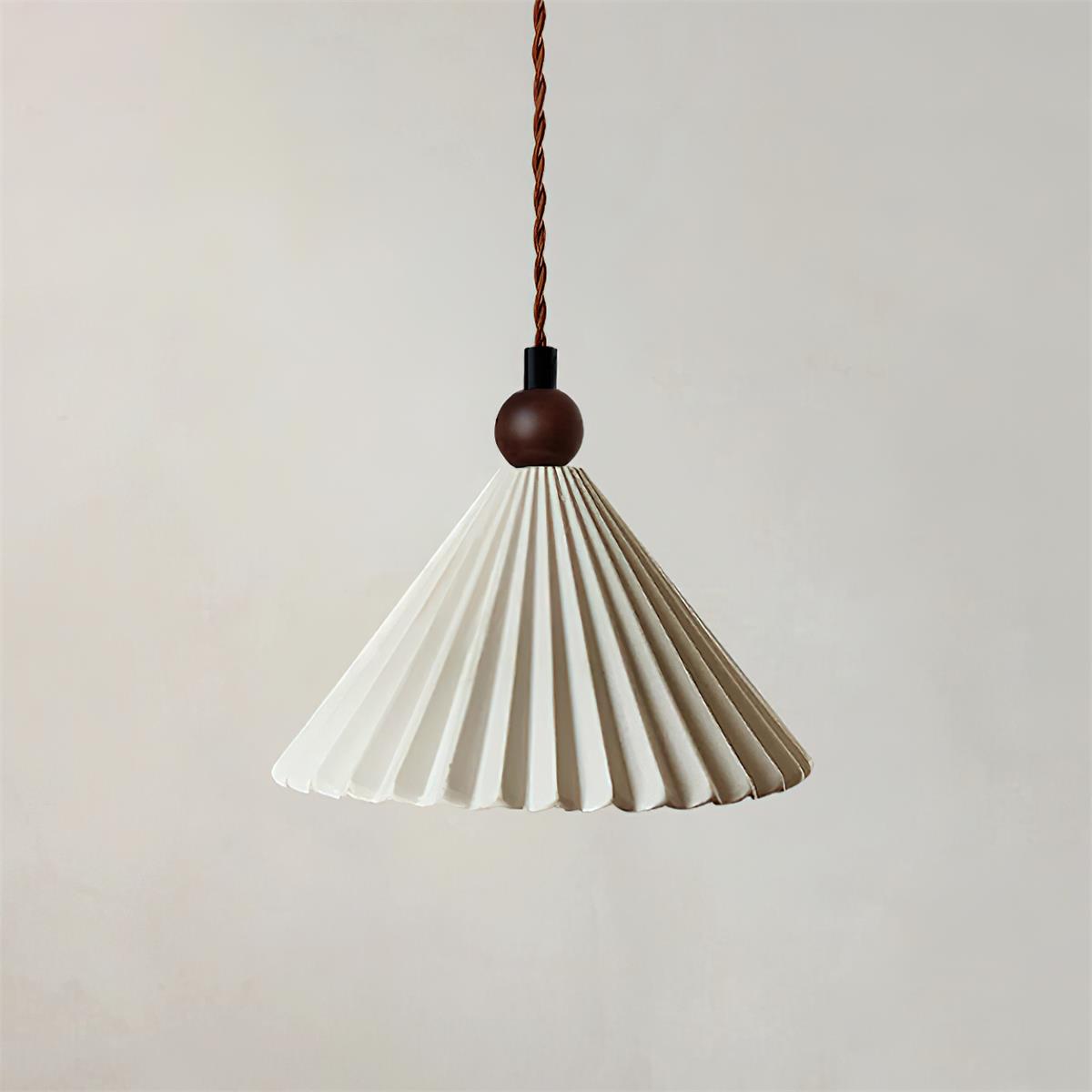 Ceramic Pendant Light with Wooden Accent – Retro-Modern Kitchen Lighting