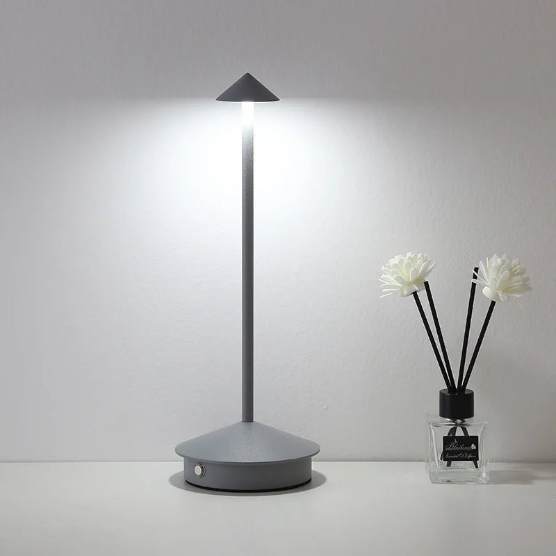 Touch-Sensor LED Table Lamp – Dimmable