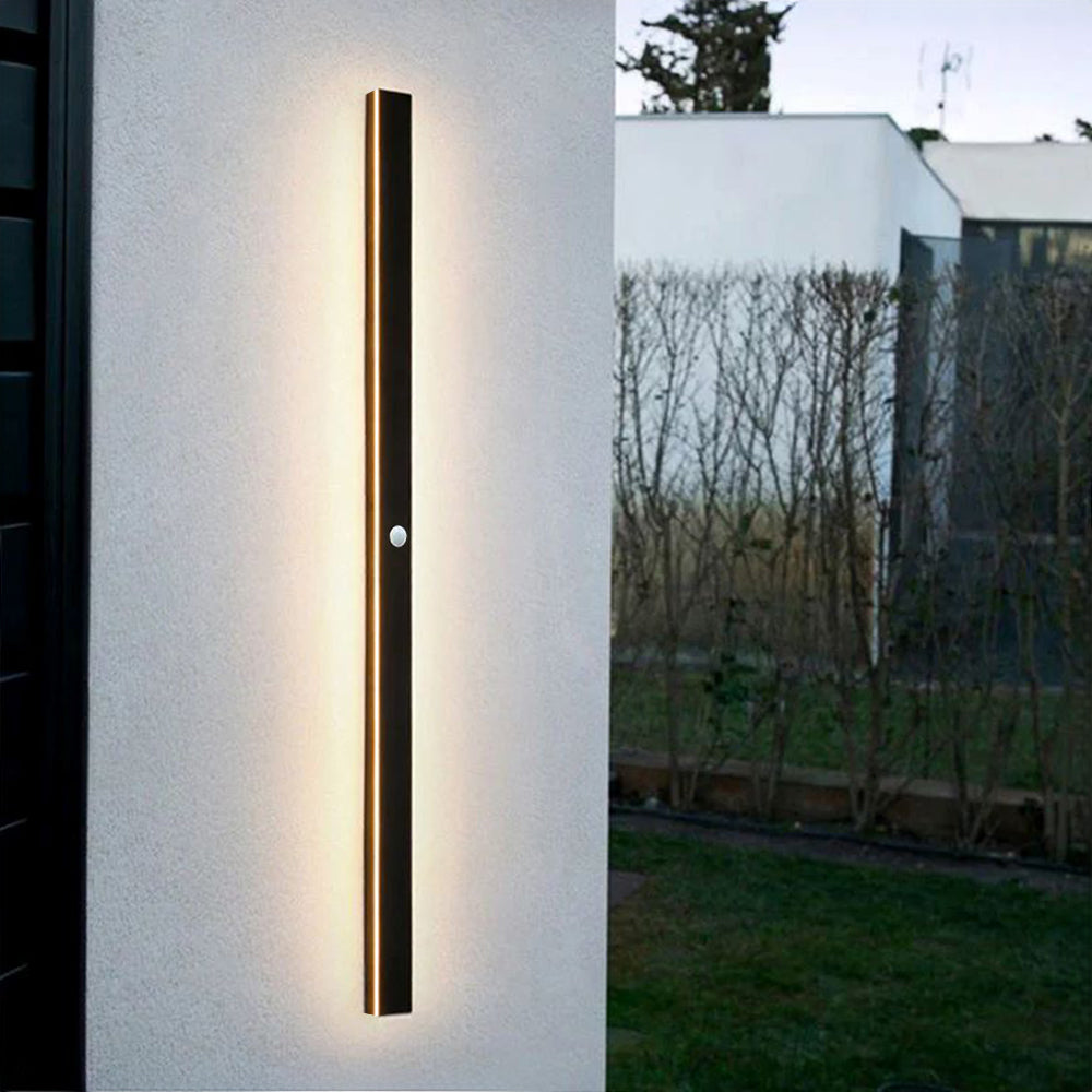 Outdoor Metal LED Linear Wall Lamp – IP65 Exterior Light
