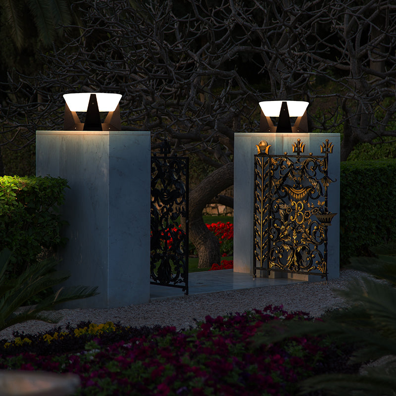 Luxurious Solar-Powered Outdoor Lamp