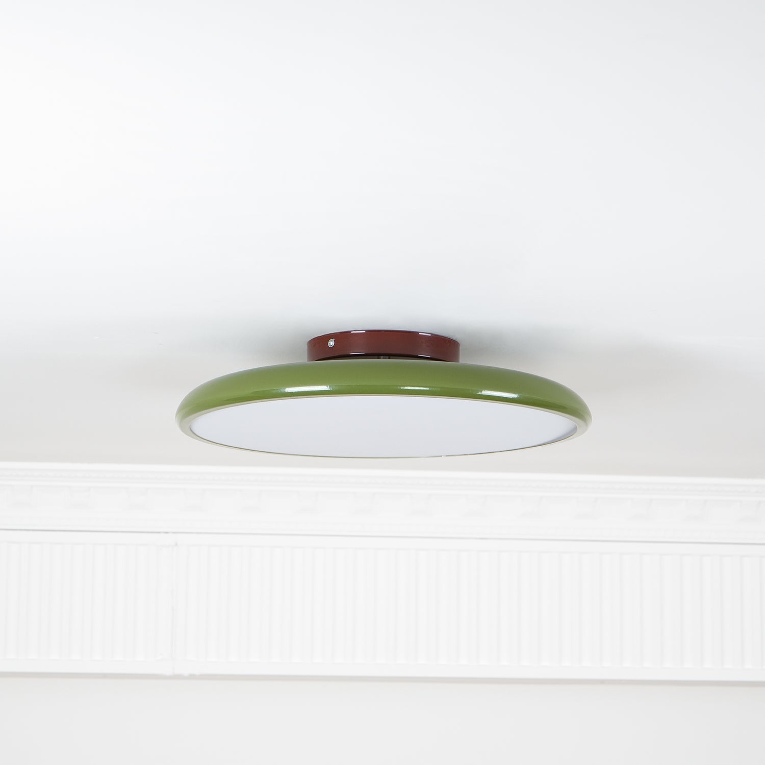 Modern Disc Ceiling Lamp – Flexible Lighting Options
