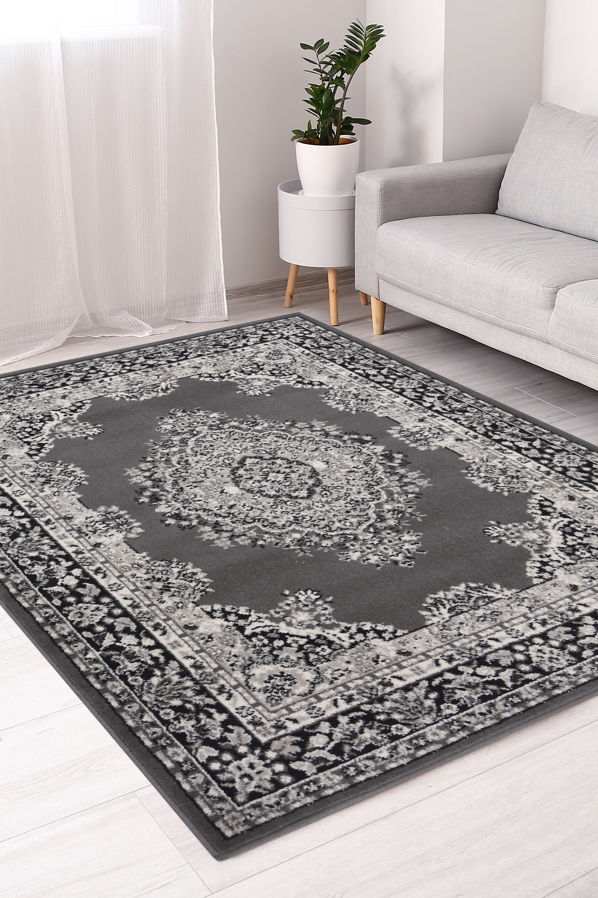 Classic Style Maestro Traditional Area Rug
