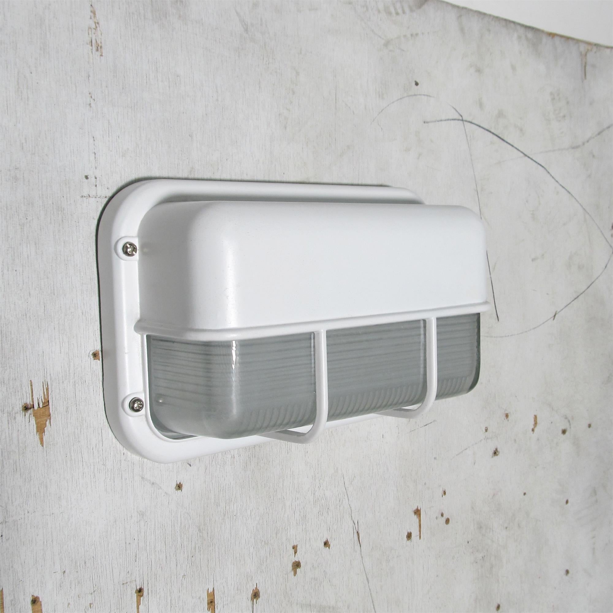 Metal Outdoor Wall Sconce – Durable Sconce with Glass Shade