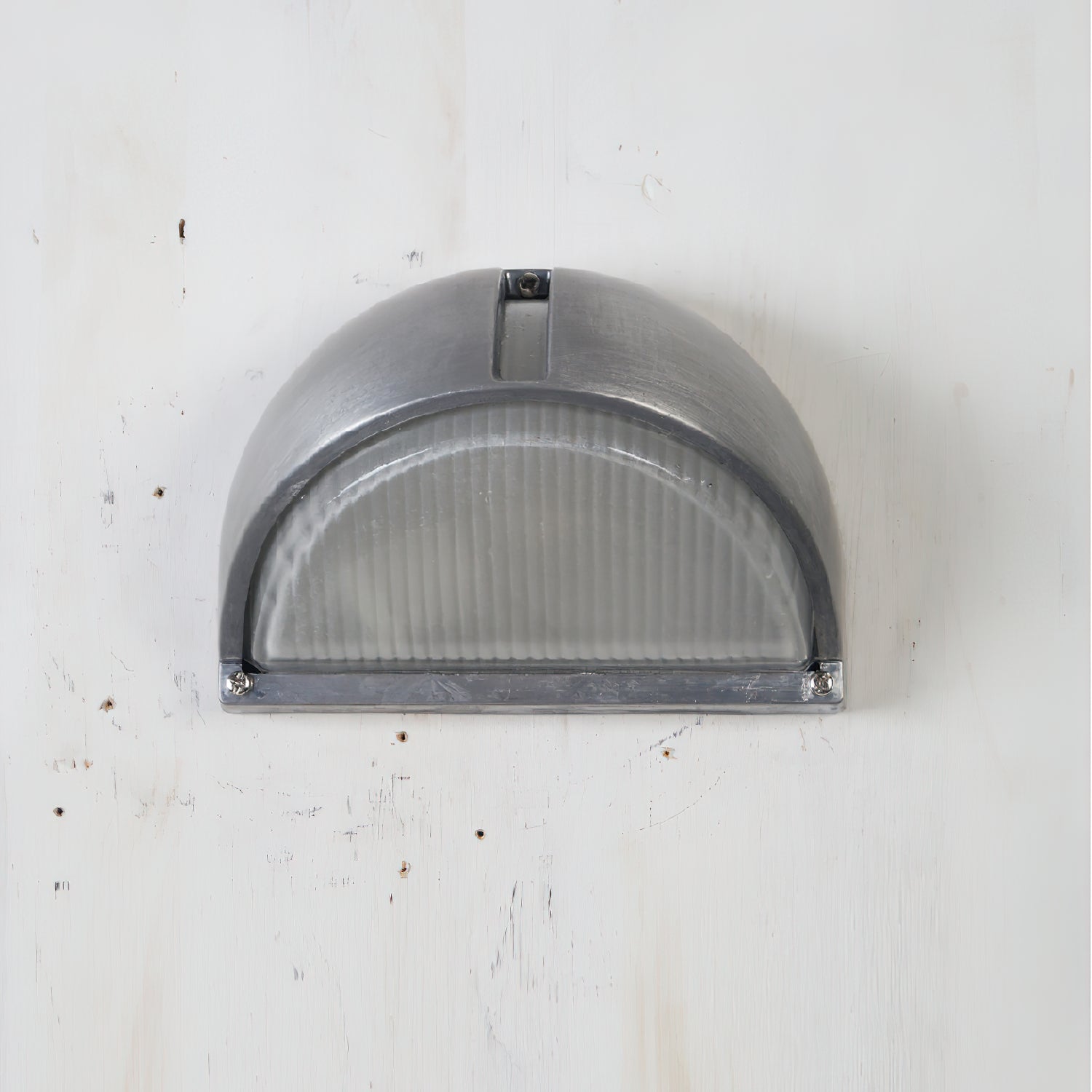 Metal Outdoor Wall Sconce – Durable Sconce with Glass Shade