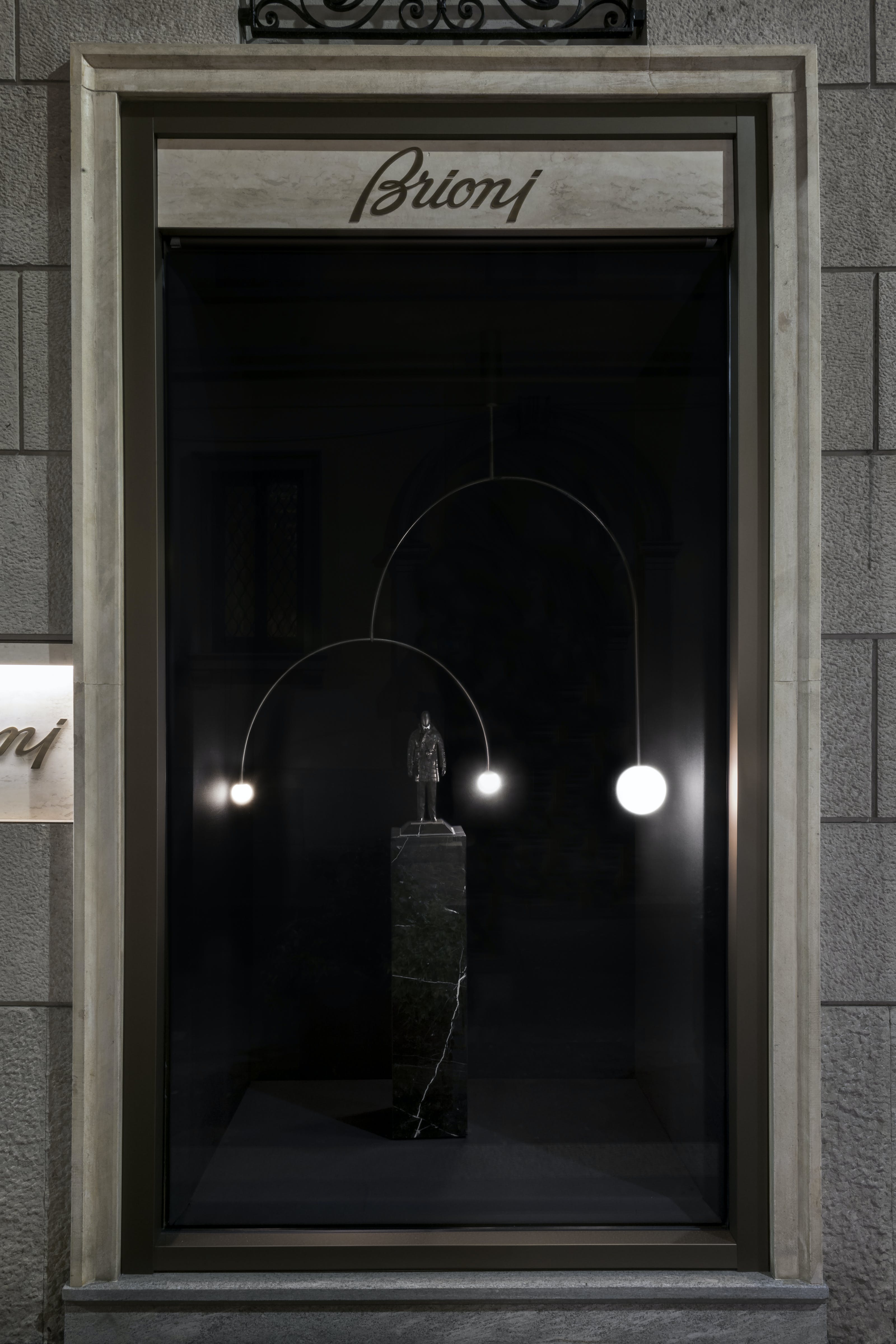 Modern Mobile Chandelier – Adjustable Hanging Light Fixture