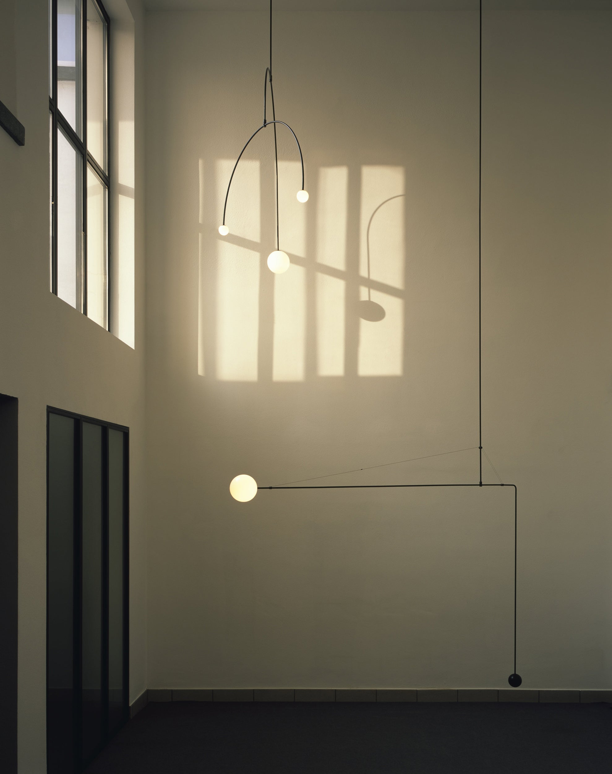 Modern Mobile Chandelier – Adjustable Hanging Light Fixture