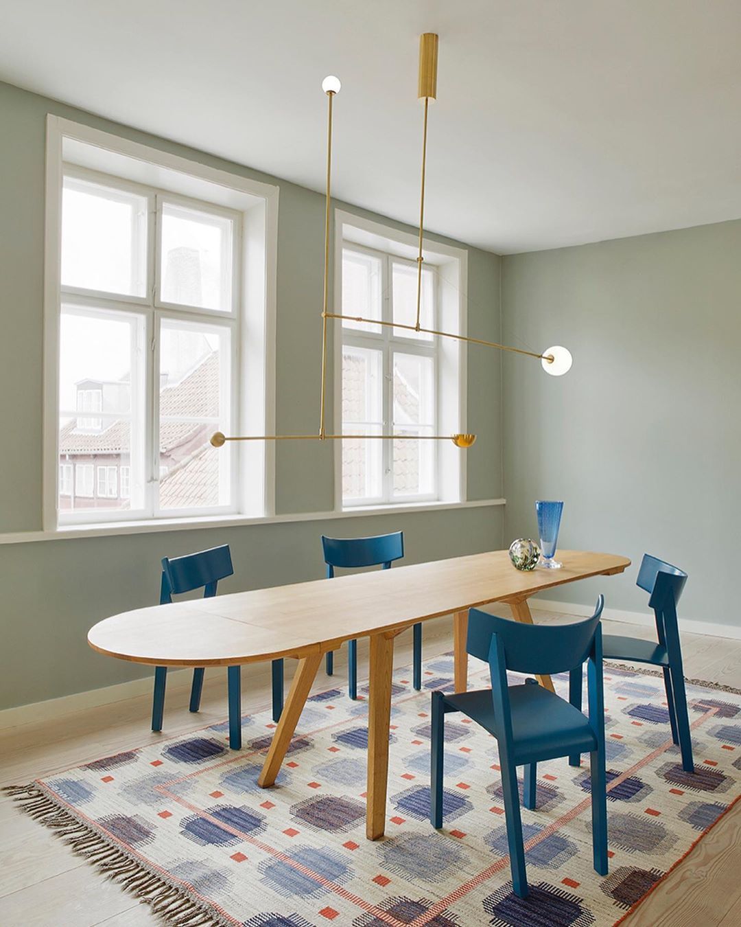 Modern Mobile Chandelier – Adjustable Hanging Light Fixture