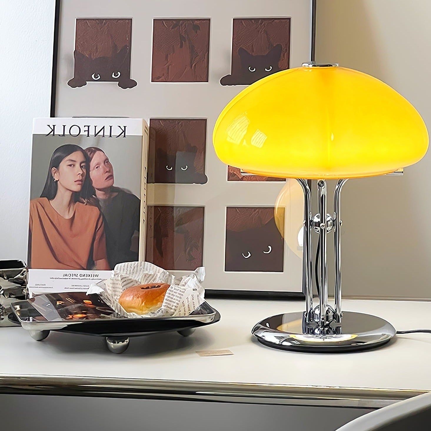 Minimalist Bauhaus Mushroom Table Lamp