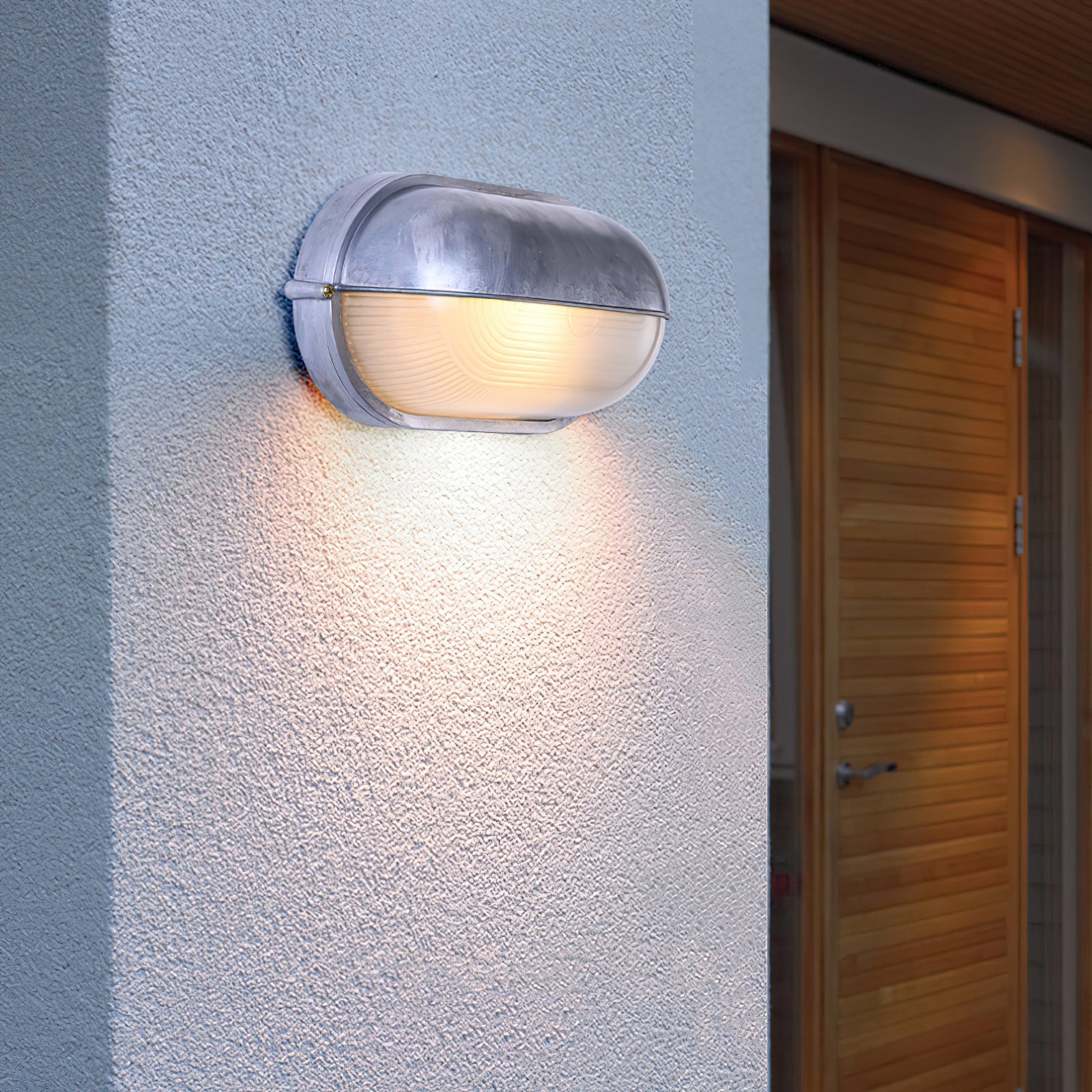 Industrial Outdoor Wall Lamp with Glass Shade – Retro Aluminium Sconce Light