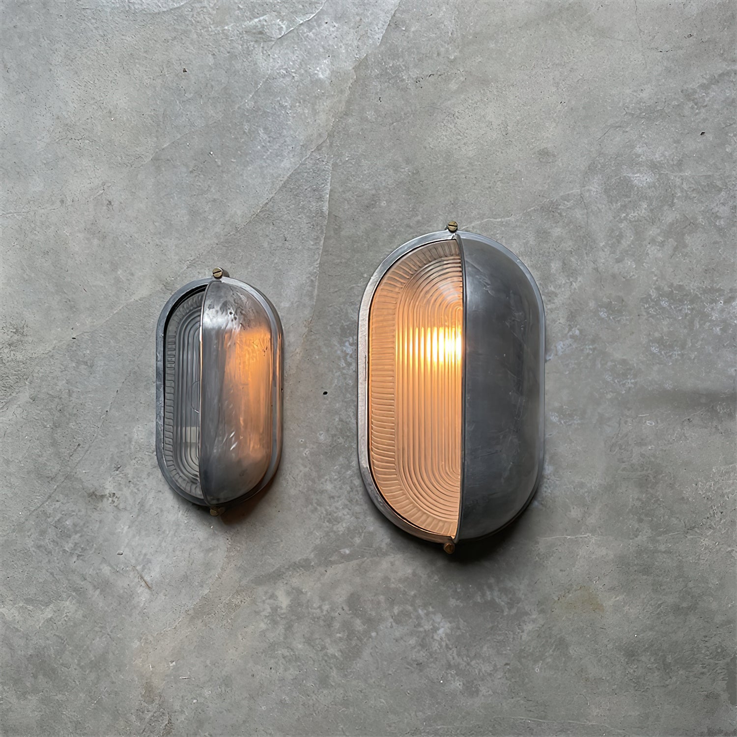 Industrial Outdoor Wall Lamp with Glass Shade – Retro Aluminium Sconce Light