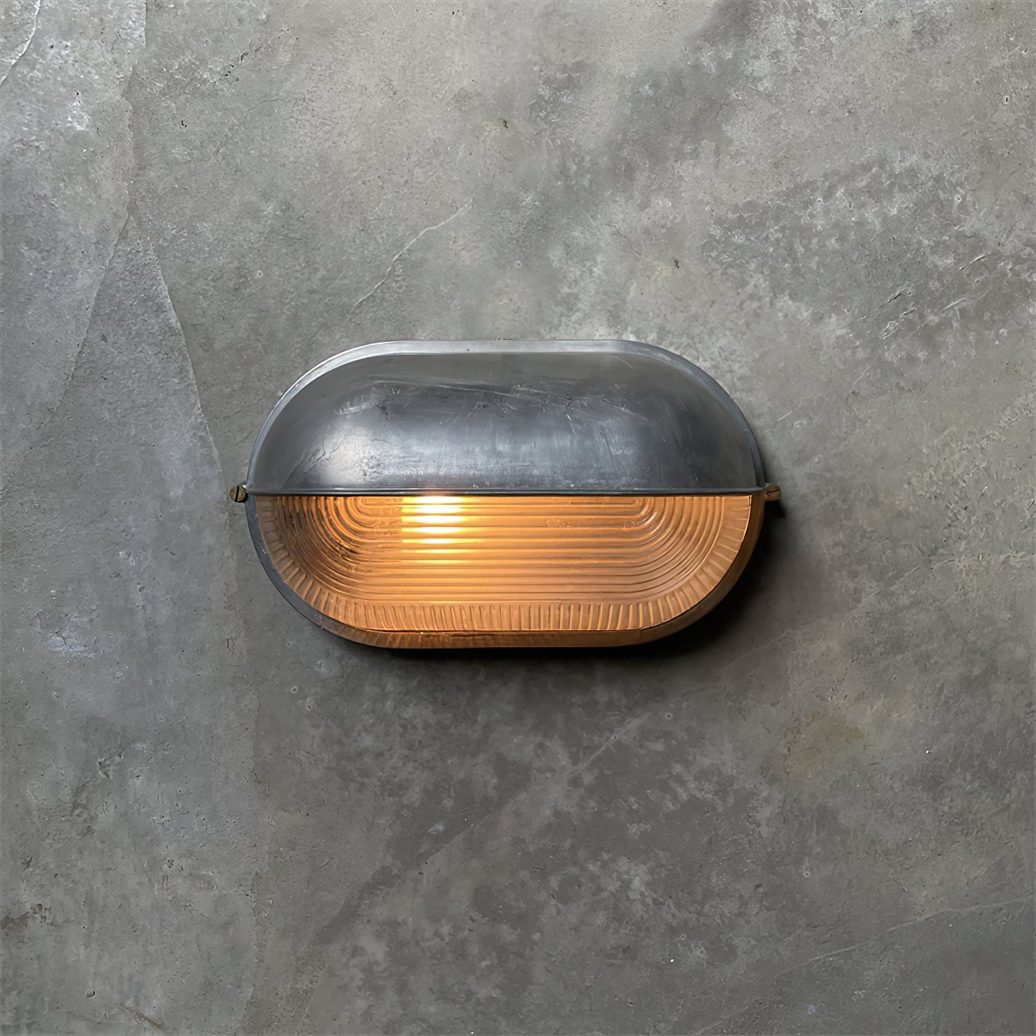 Industrial Outdoor Wall Lamp with Glass Shade – Retro Aluminium Sconce Light