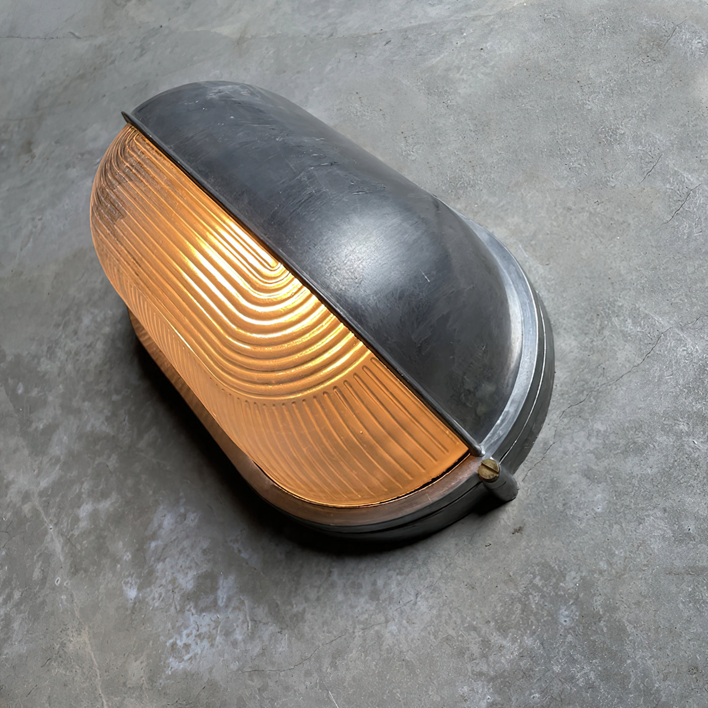 Industrial Outdoor Wall Lamp with Glass Shade – Retro Aluminium Sconce Light