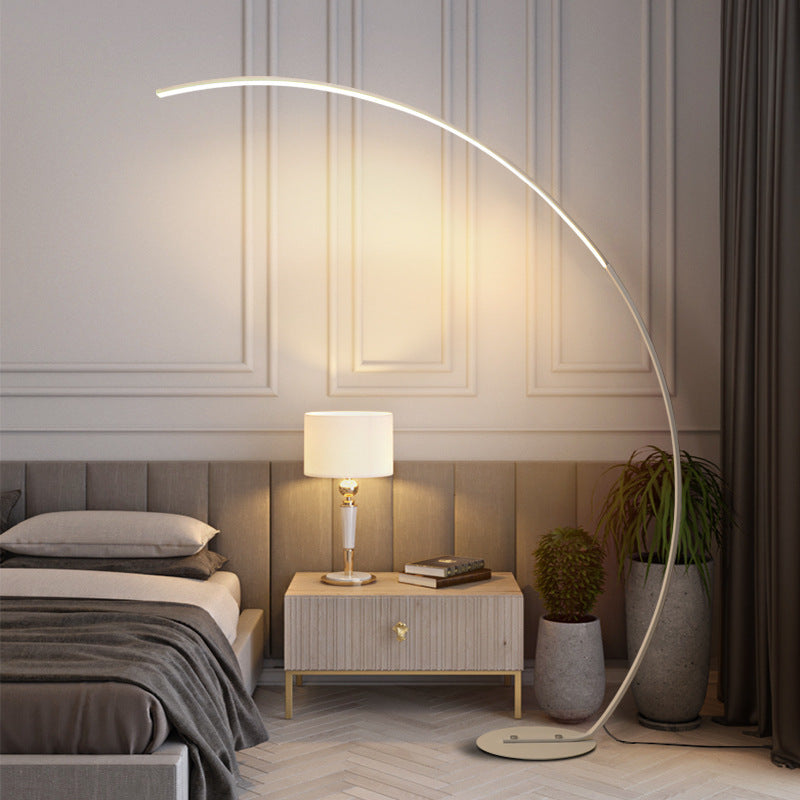 Sorella | Large Curved Floor Lamp