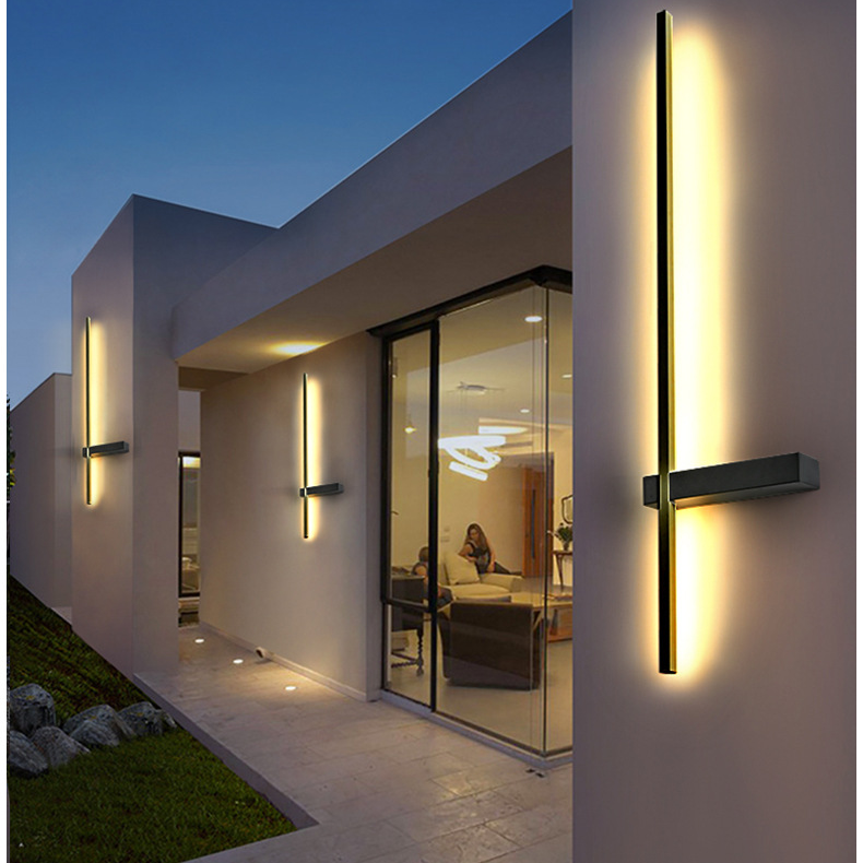 Elegant Outdoor Column LED Wall Light