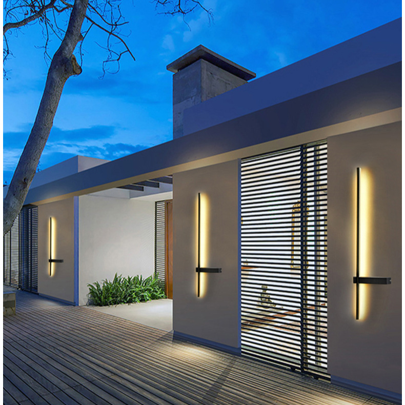 Elegant Outdoor Column LED Wall Light