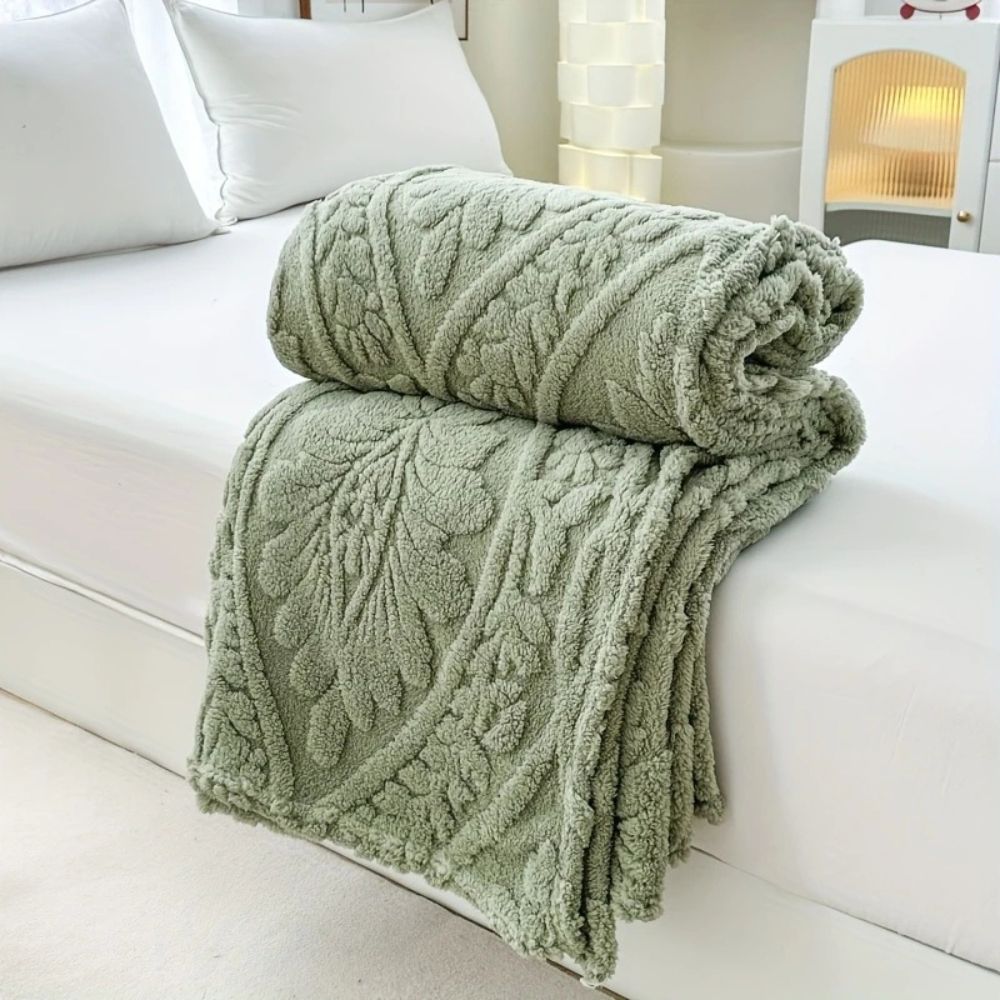 Fleece Blanket with Paris Weave Jacquard