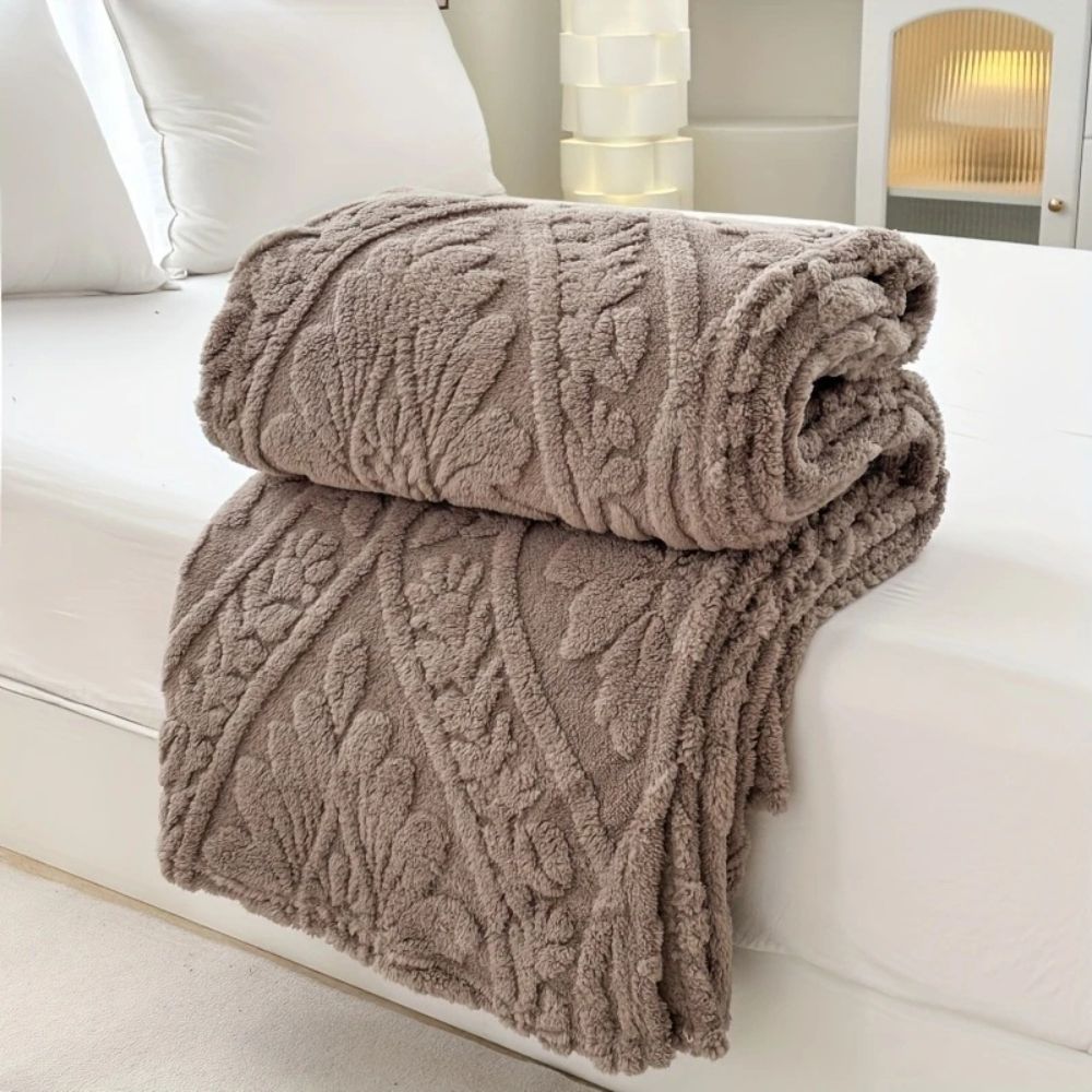 Fleece Blanket with Paris Weave Jacquard