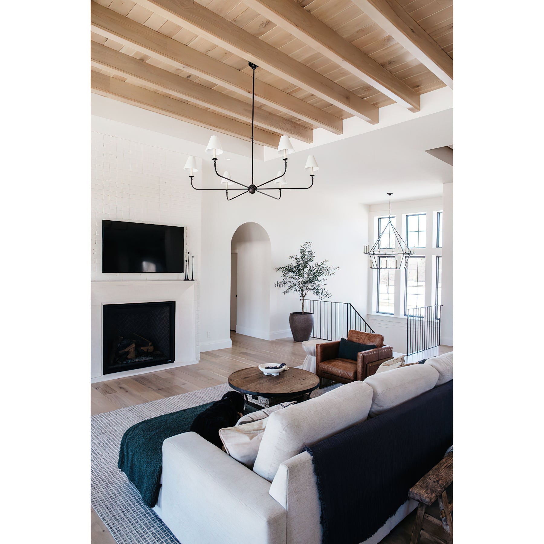 Classic Fabric Shade Chandelier – Timeless Pendant Light