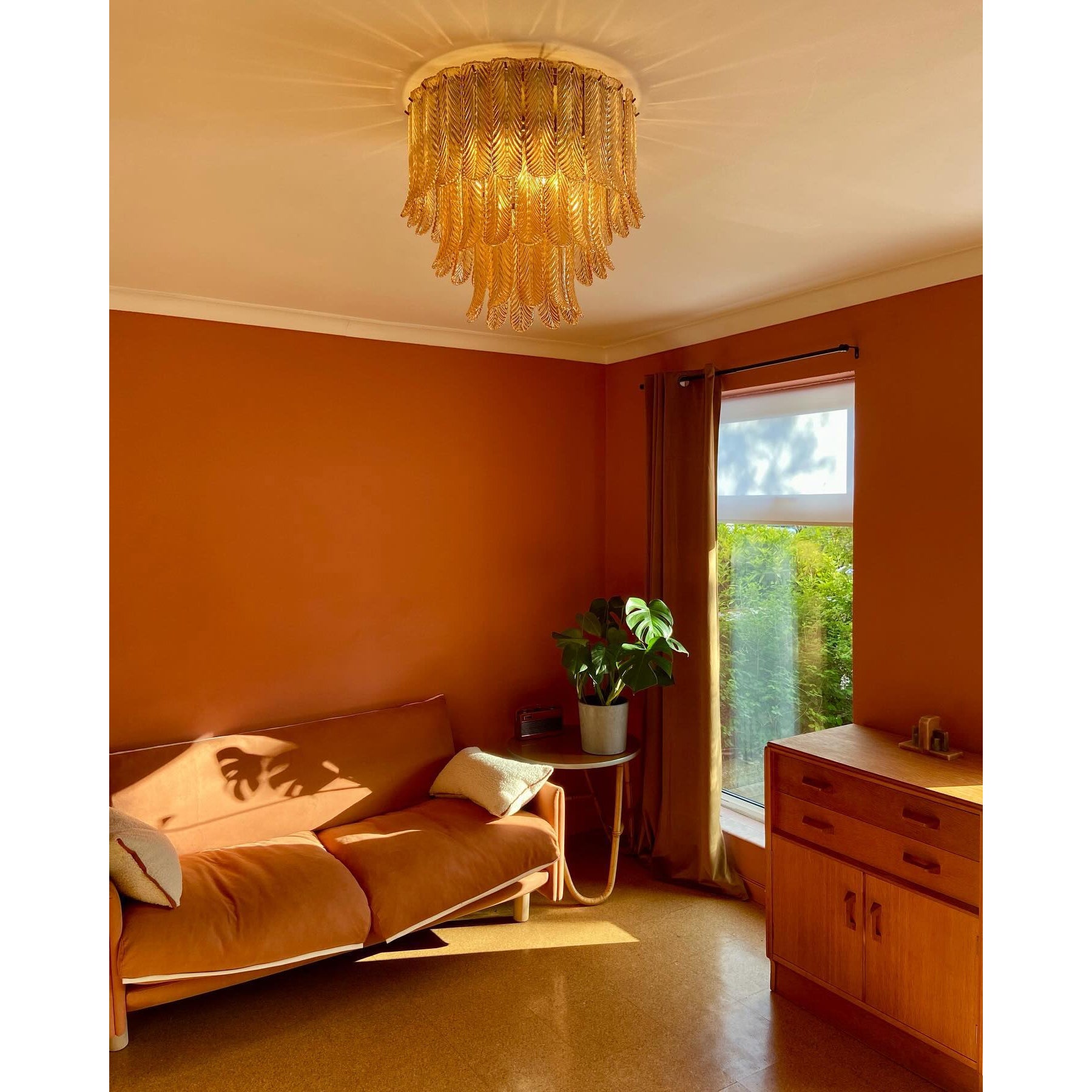 Feather-Inspired Glass Ceiling Light – Brass Plume Modern Fixture