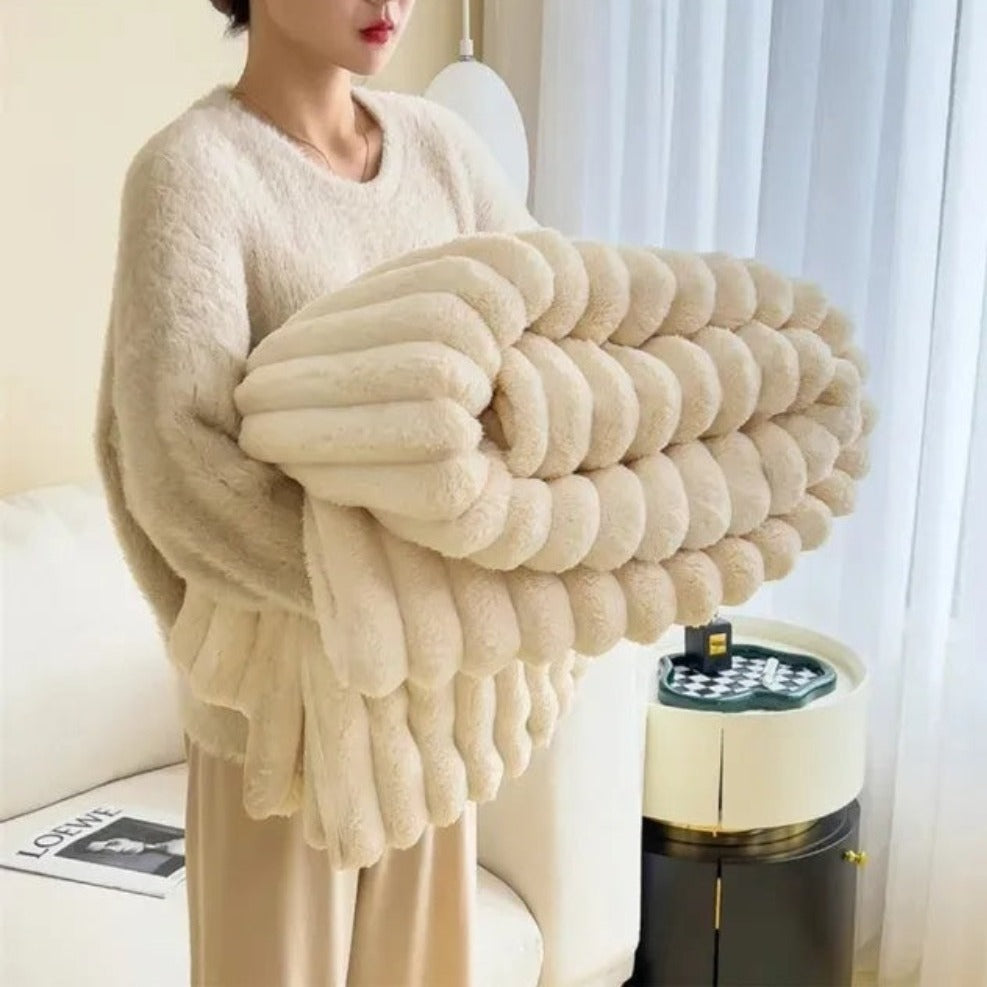 Luxury Plush Blanket – Warm Striped Pattern for Modern Homes - Atelier Dubois Paris