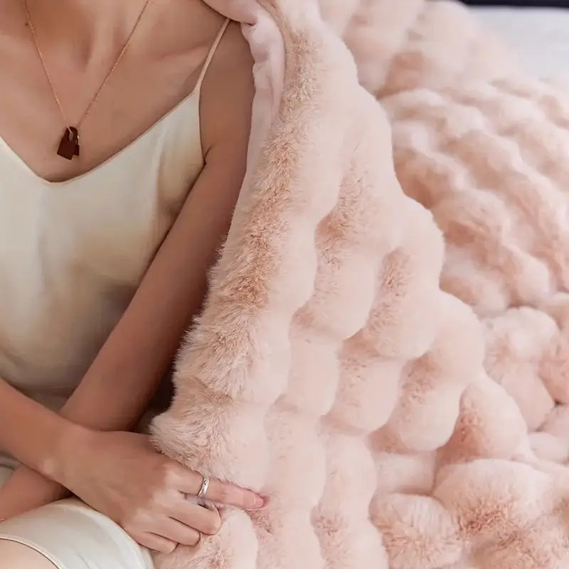 Deluxe Rabbit Faux Fur Throw – Perfect for Couch or Bed - Atelier Dubois Paris