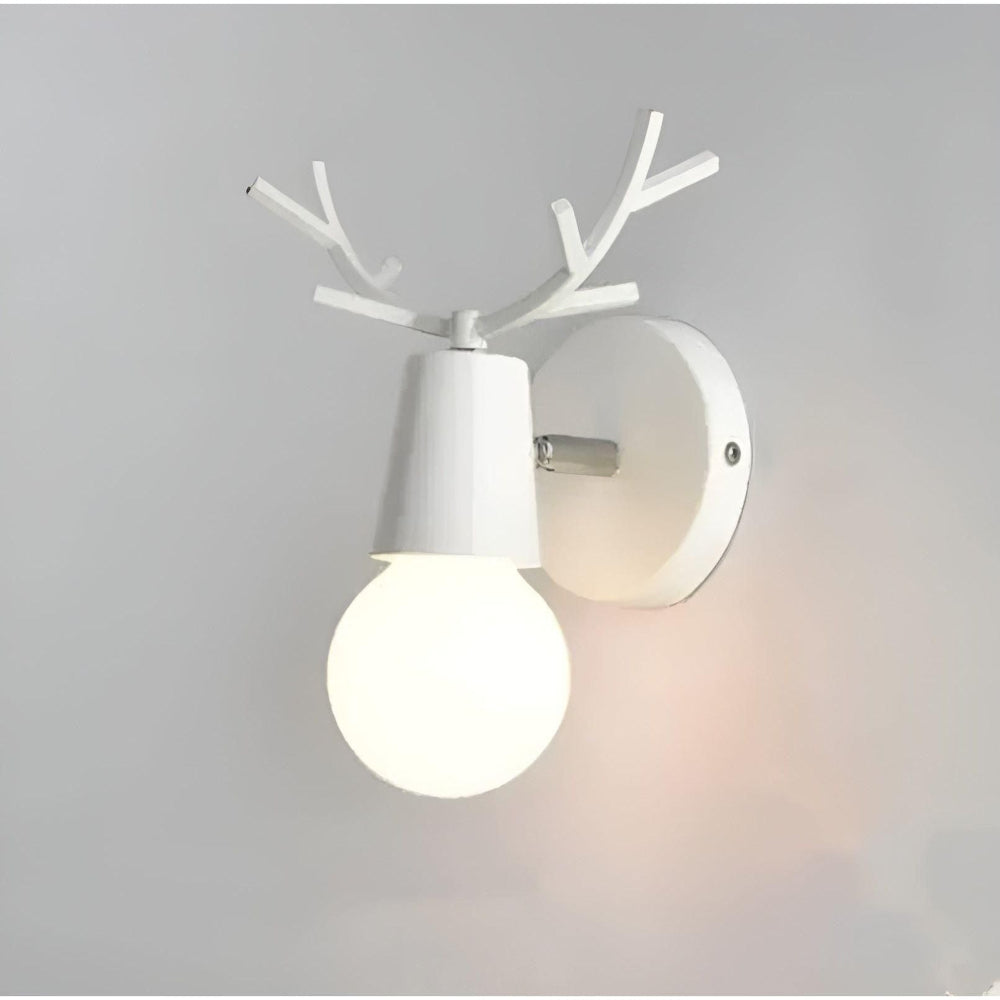 Scandinavian LED Wall Lamp – Charming Antler Design Sconce