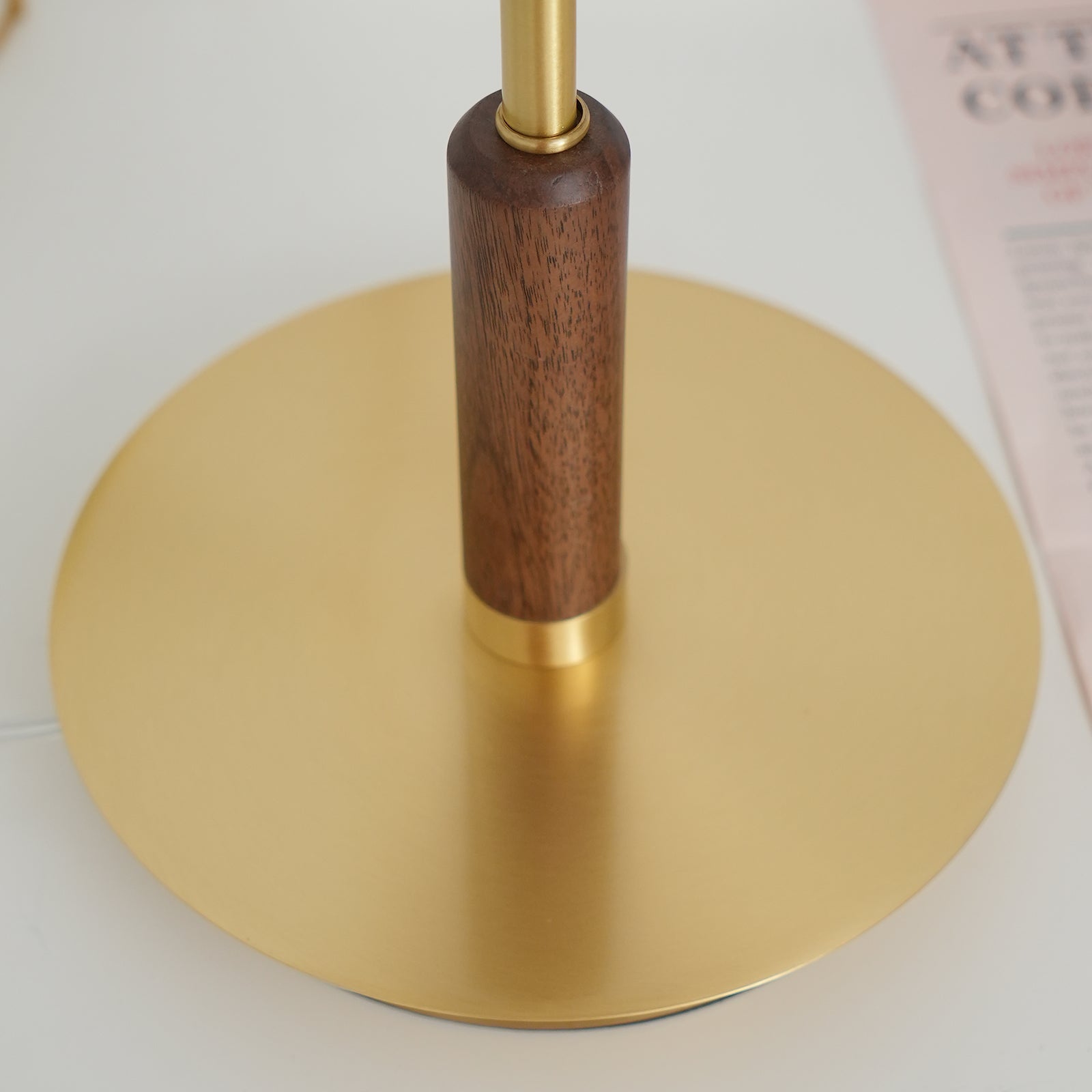 Modern Slim-Glass Table Lamp