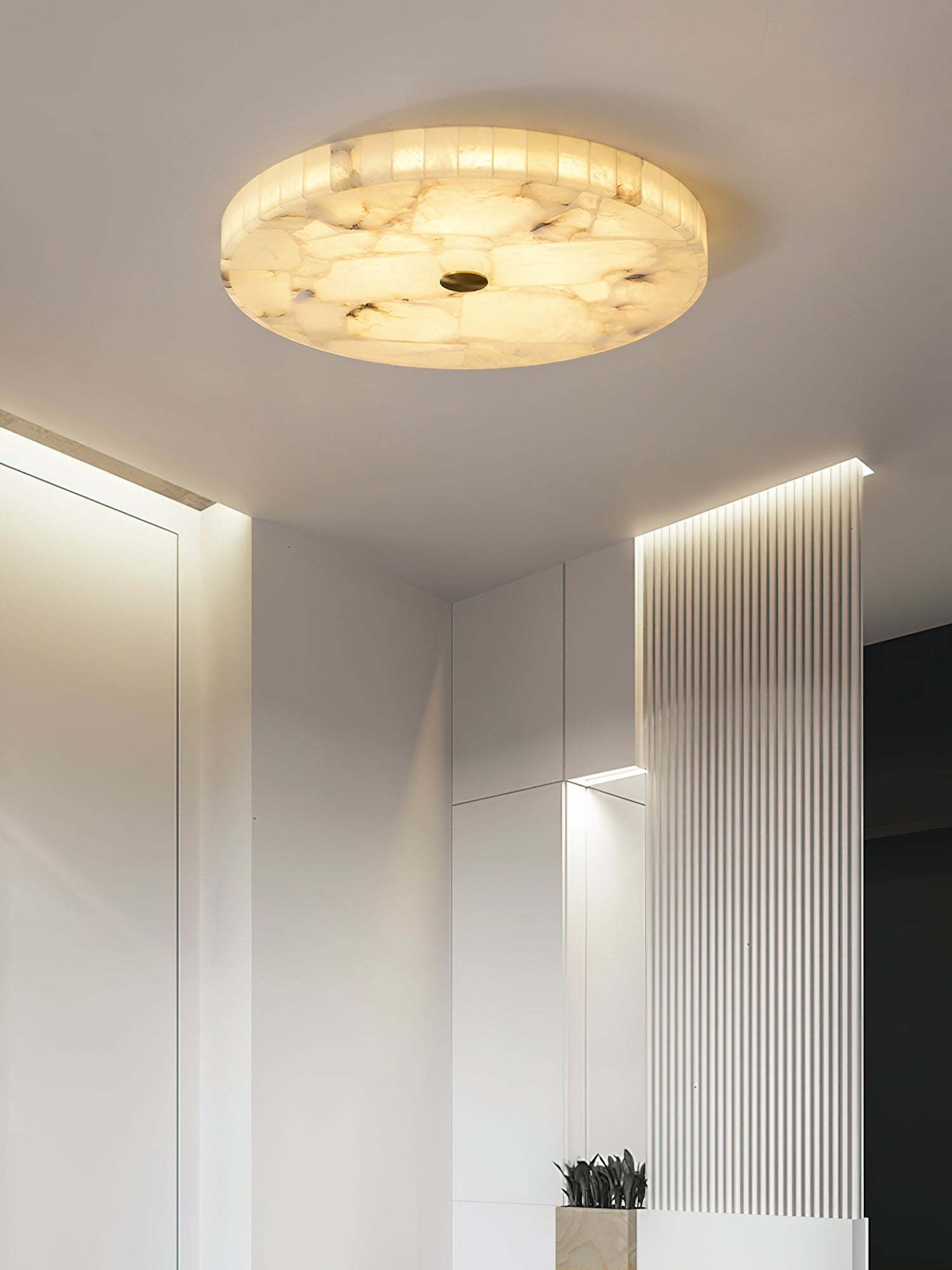 Alabaster Mosaic Ceiling Light – Round Flush Mount Fixture