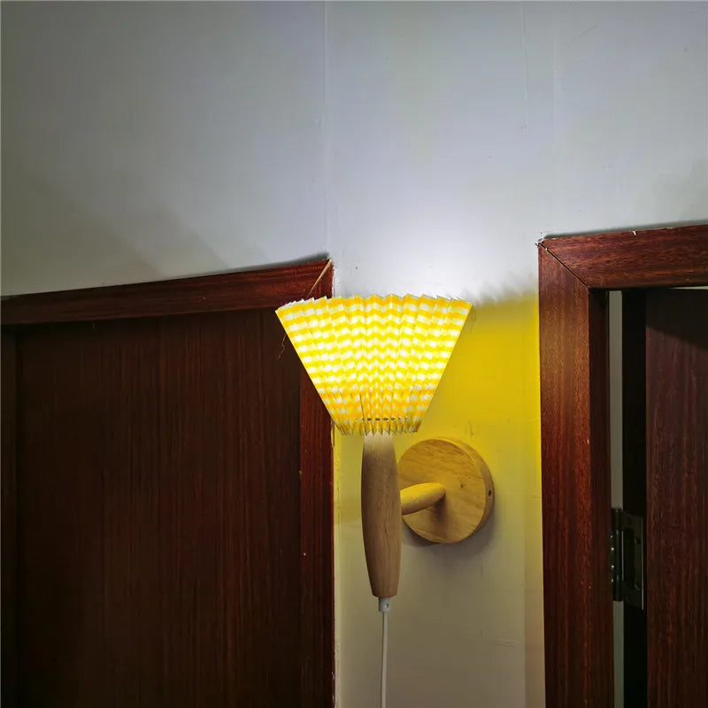 Pleated Fabric Shade Wall Sconce - Nordic Wooden Wall Lamp