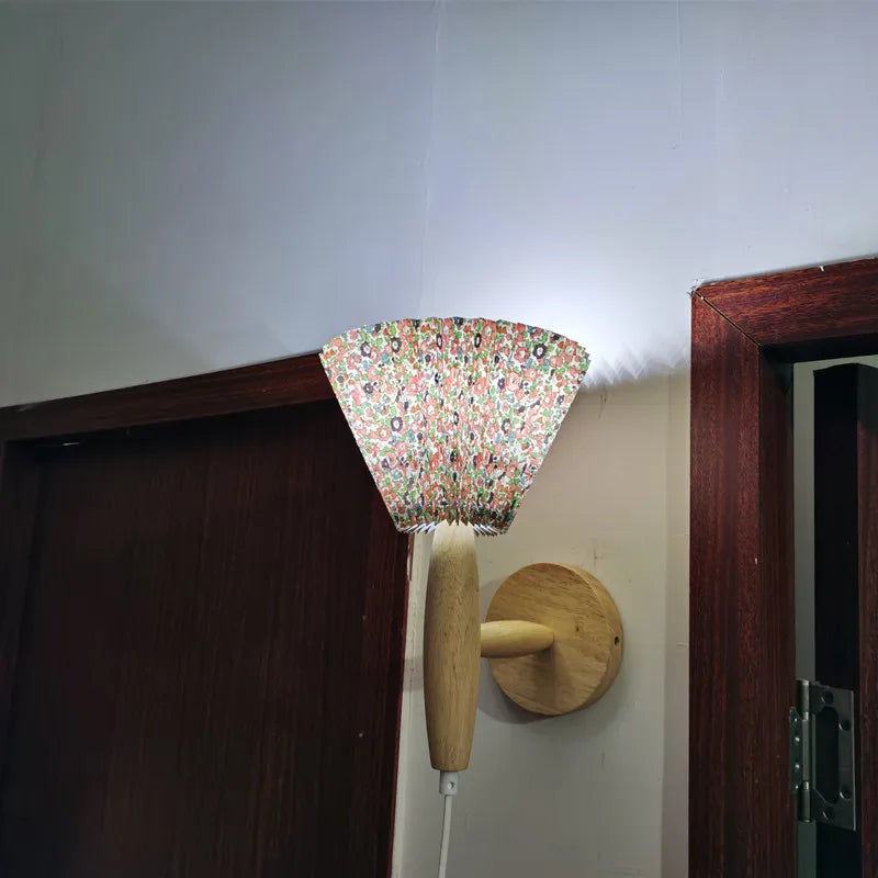 Pleated Fabric Shade Wall Sconce - Nordic Wooden Wall Lamp