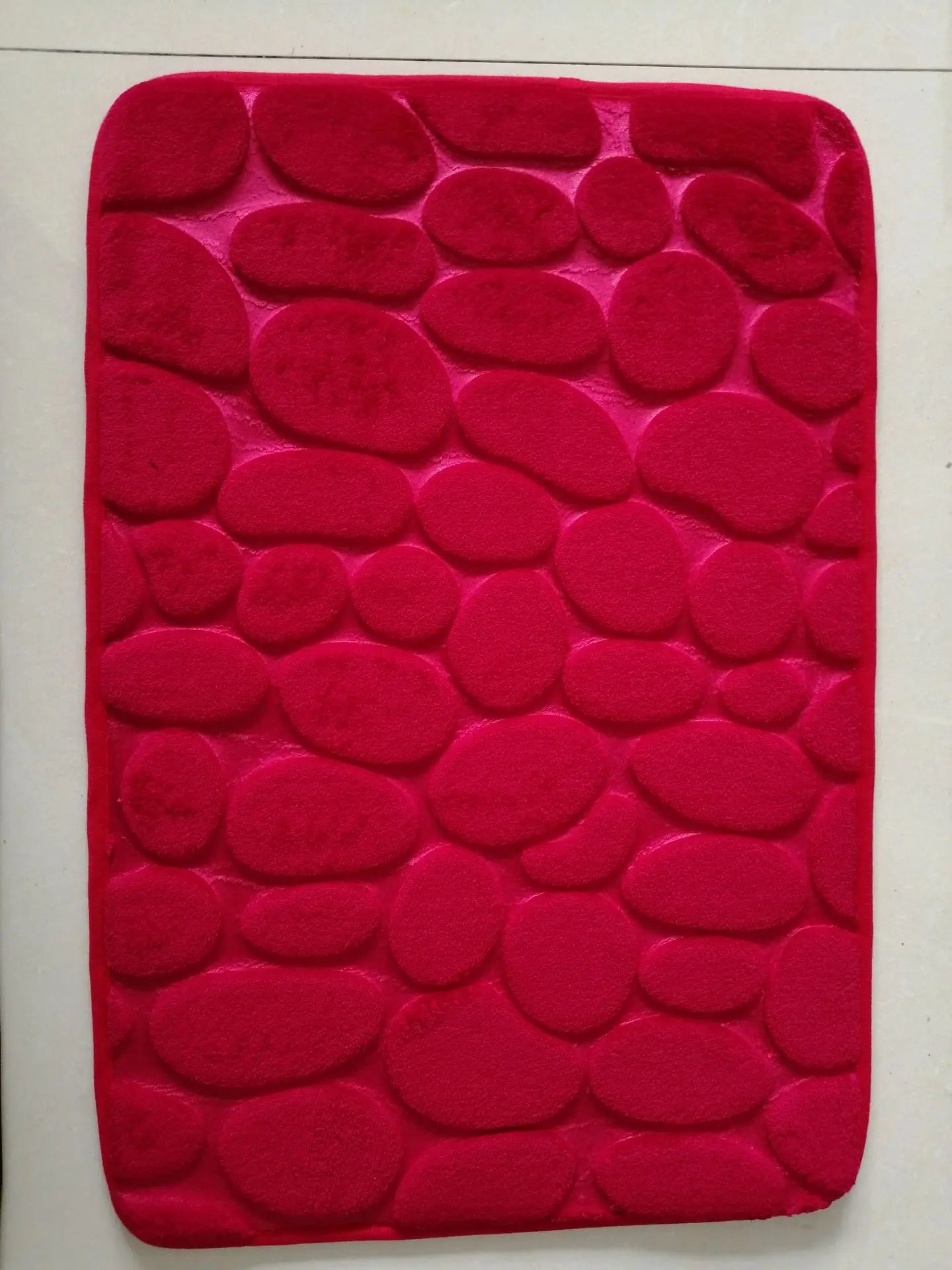 Safe and Stylish Geometric Embossed Bath Mat – Non-Slip with Soft Texture - Atelier Dubois Paris