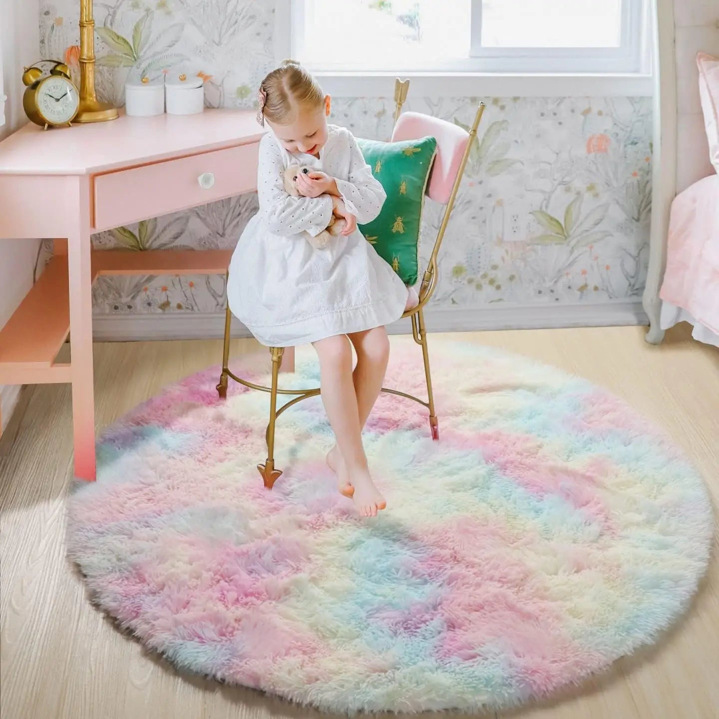 Shaggy Top and Dense Pile Round Floor Rug